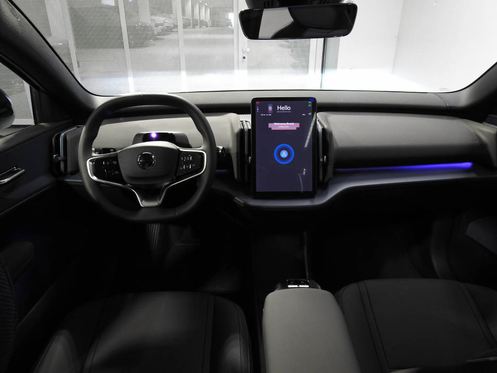 VOLVO EX 30 CC E60 Twin Performance AWD-image-7