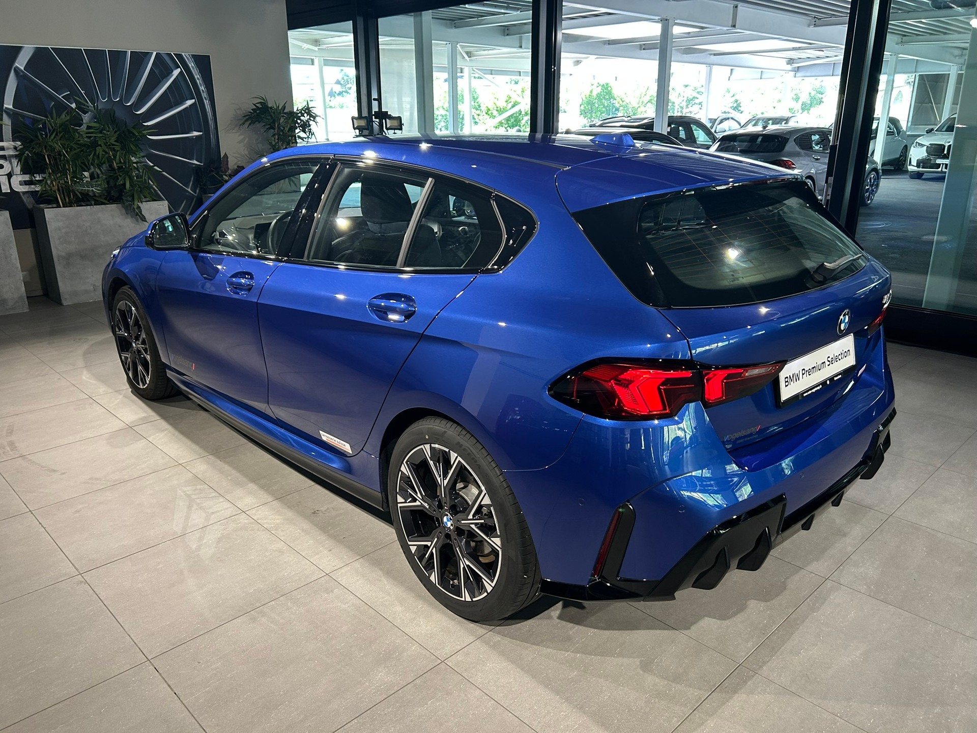BMW 120 M Sport Steptronic-image-10