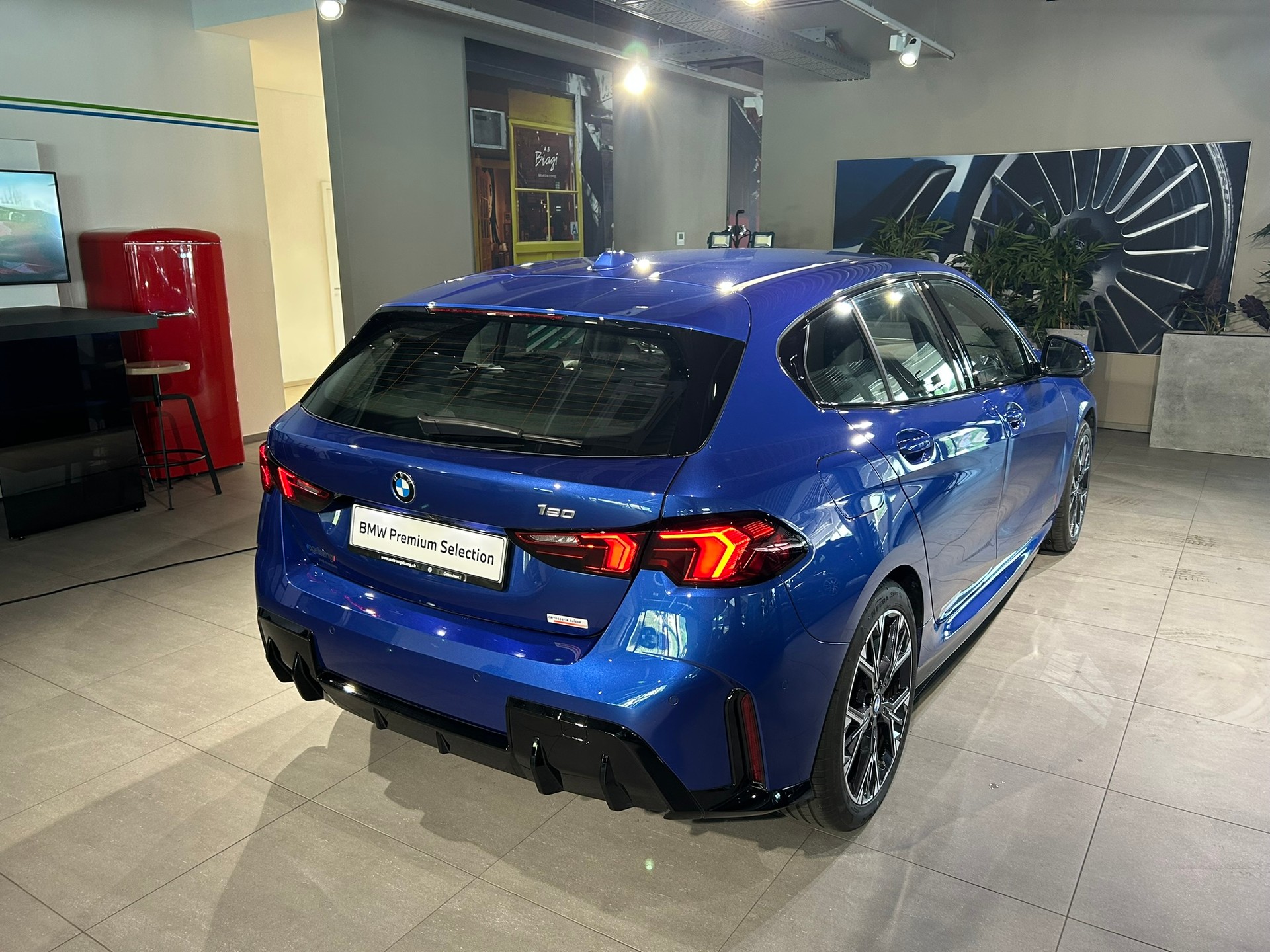 BMW 120 M Sport Steptronic-image-7