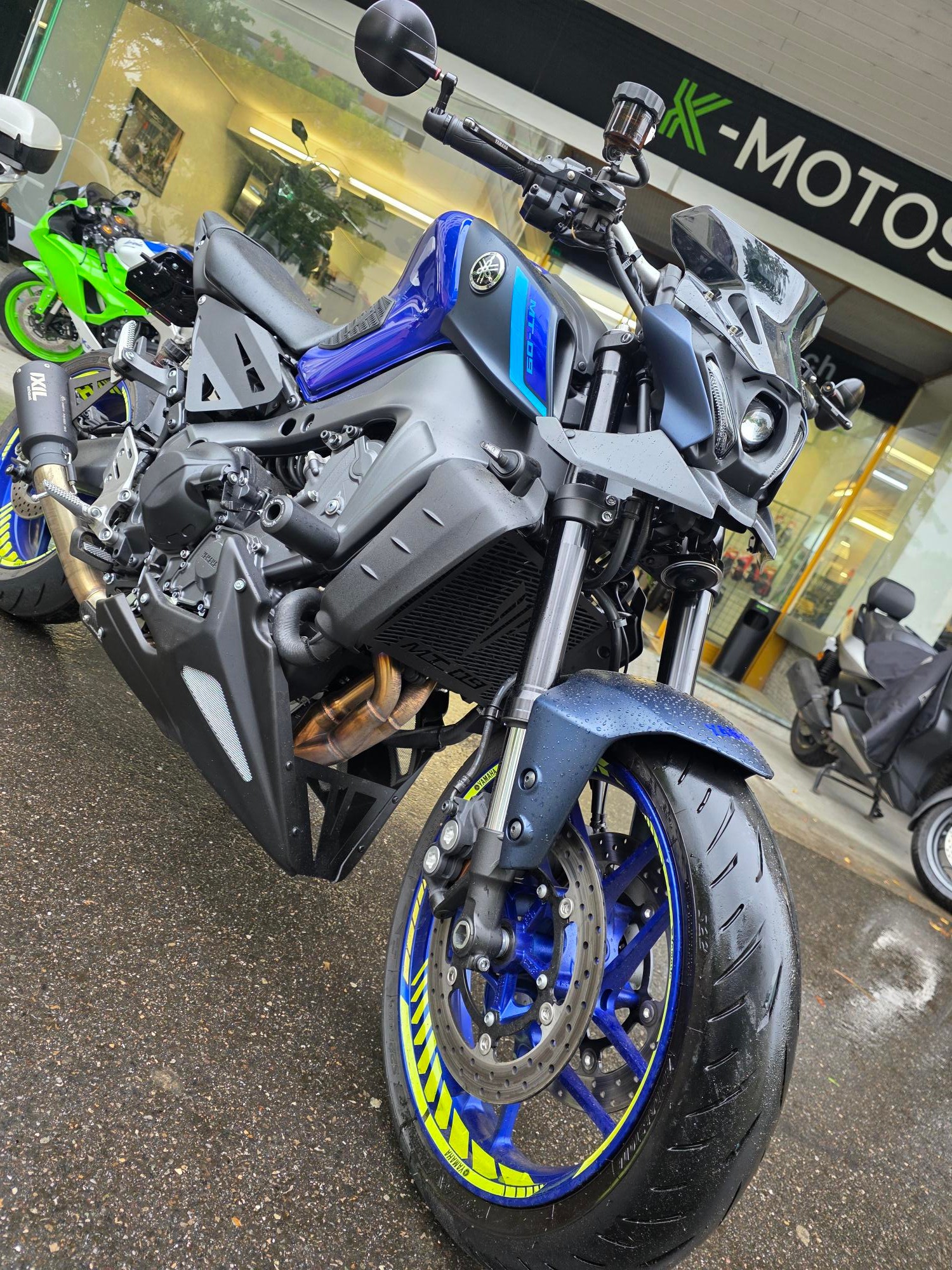 YAMAHA MT-09-image-1