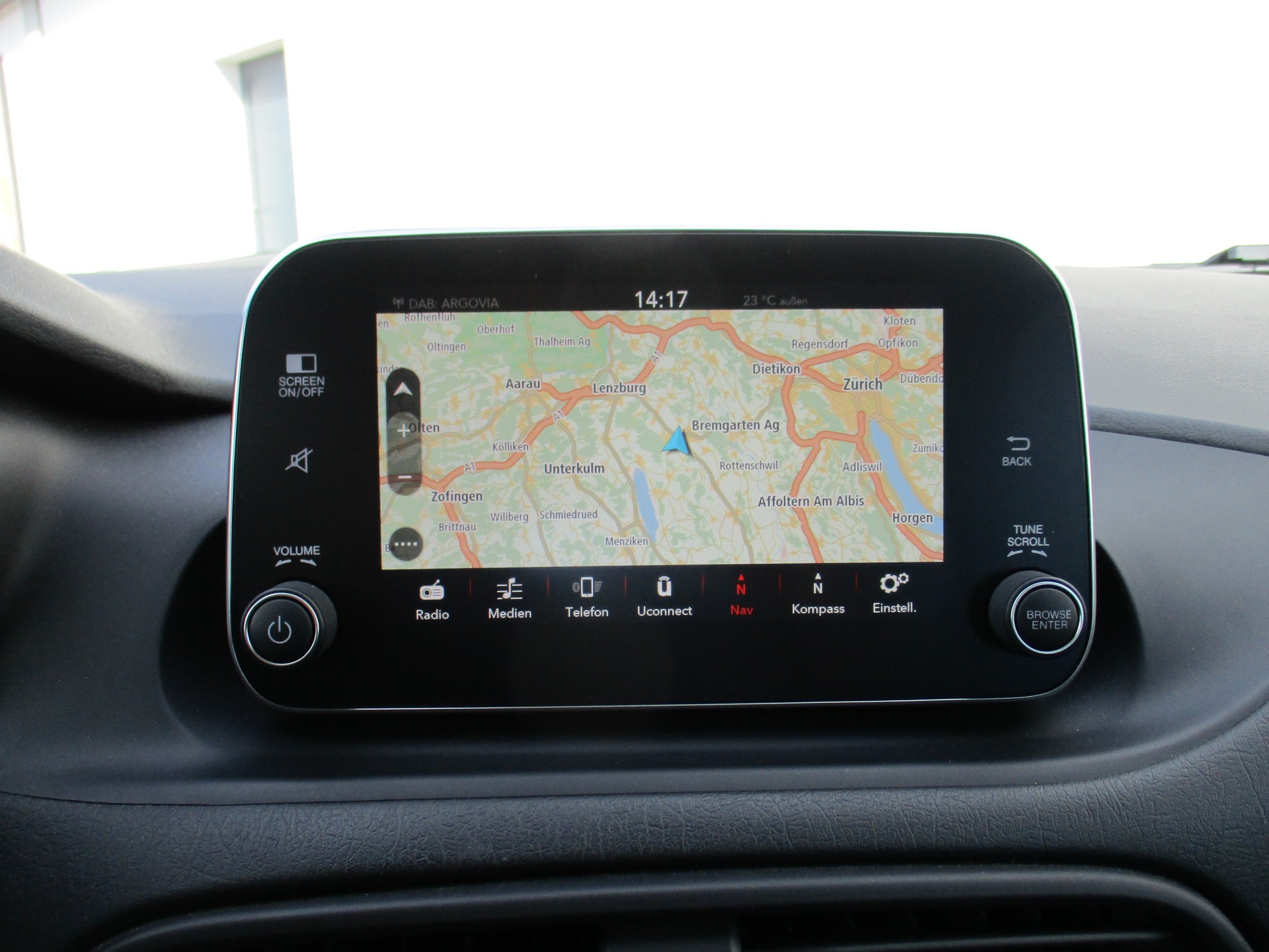 FIAT Tipo SW 1.4 T-Jet 120PS Lounge (Kombi)-image-9