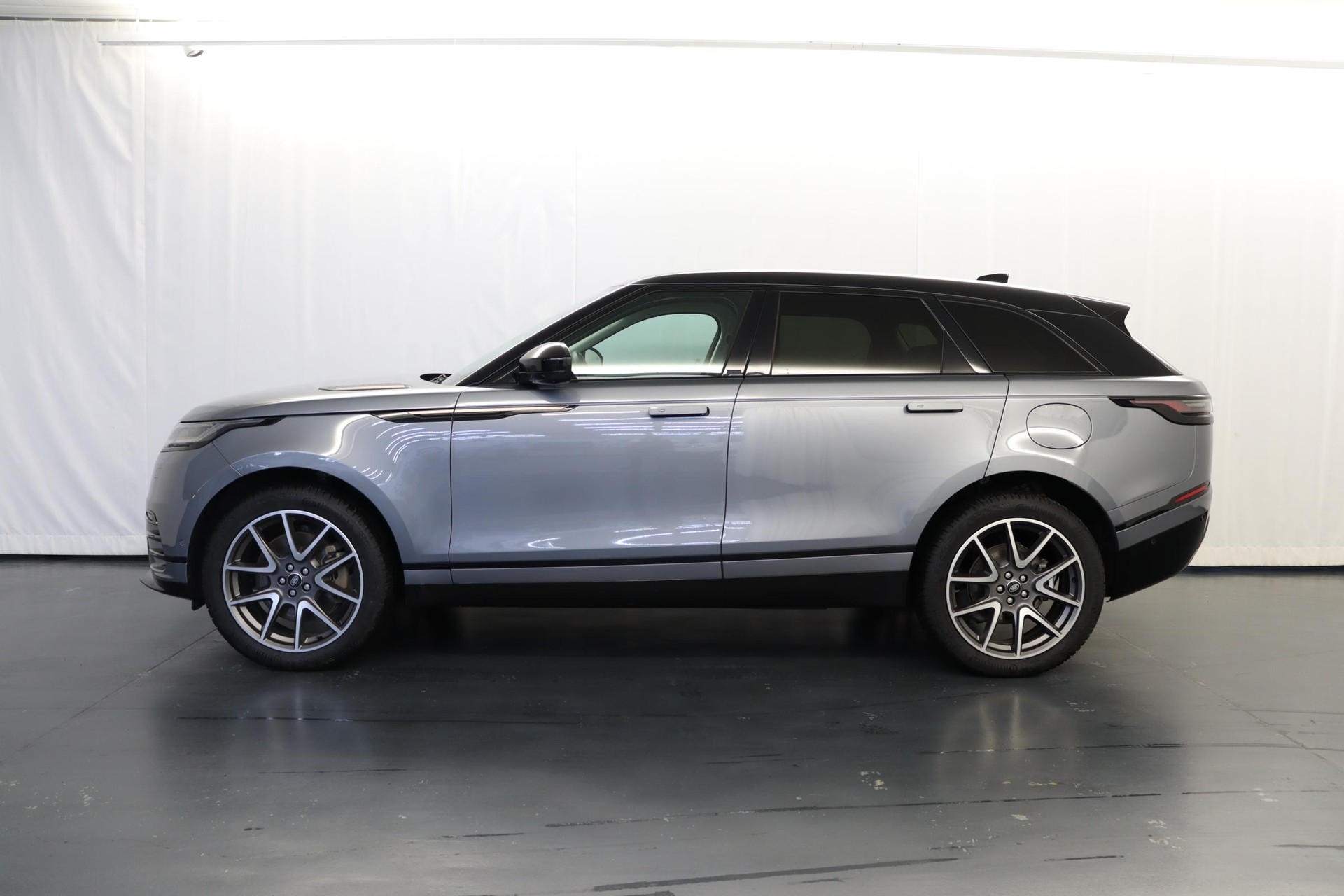 LAND ROVER Range Rover Velar 2.0 P400e Dynamic SE-showroom-element-3