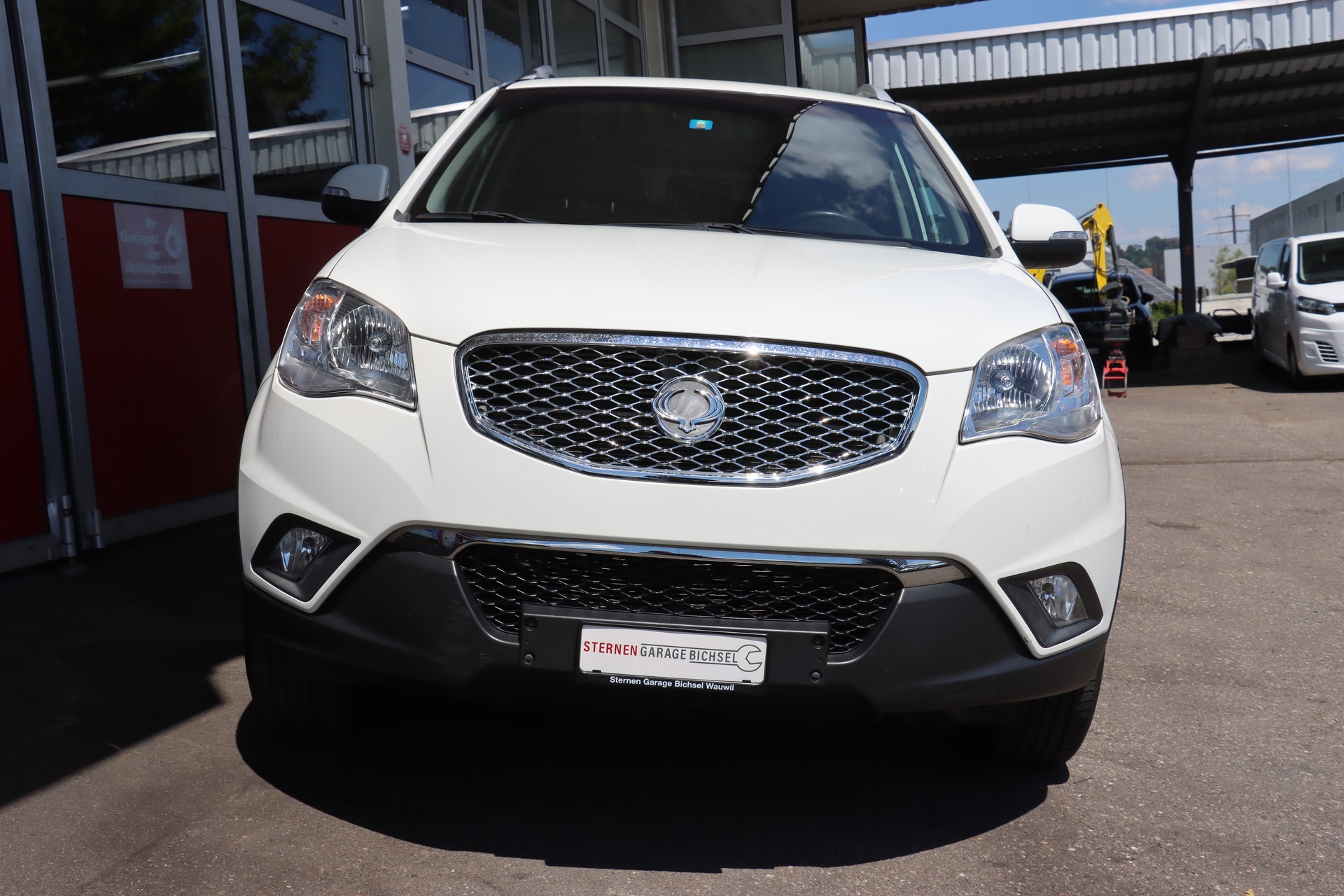 KGM-SsangYong Korando 2.0 e-XDI Sapphire 4WD-showroom-element-2