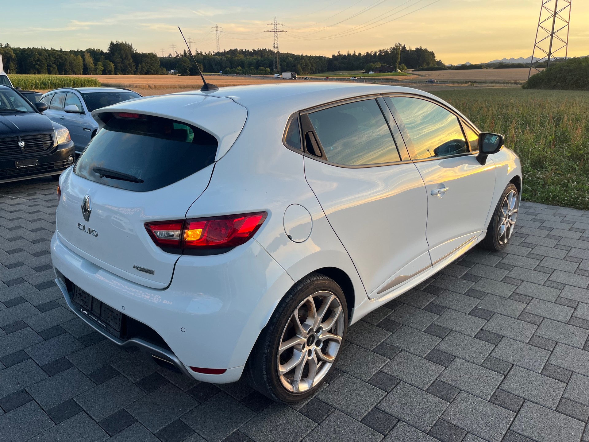 RENAULT Clio 1.6 T RS 200 EDC-image-5