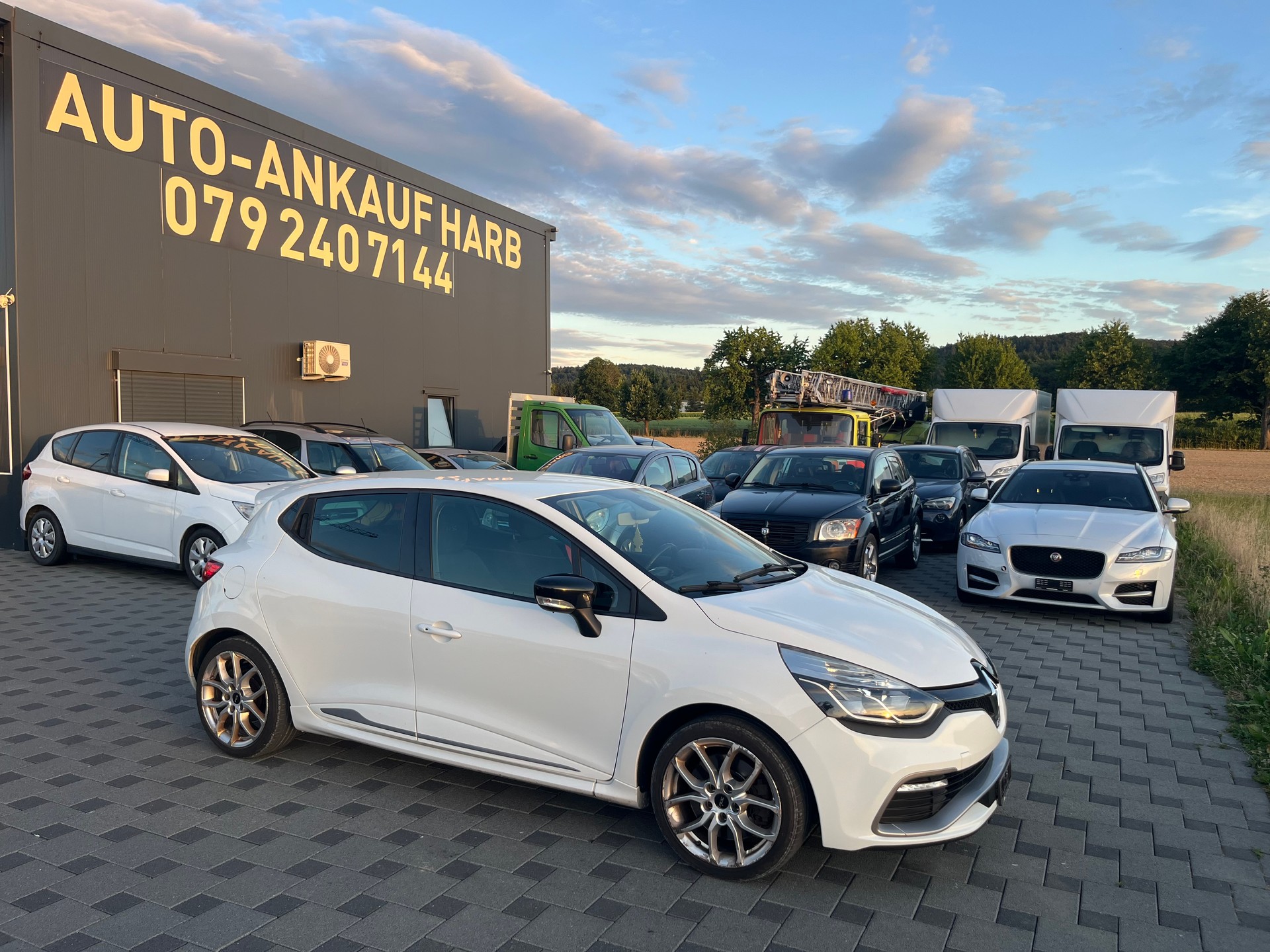 RENAULT Clio 1.6 T RS 200 EDC