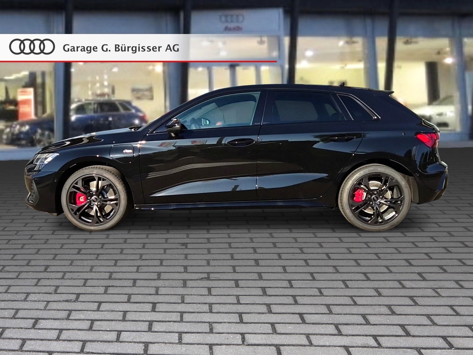 AUDI A3 Sportback TFSI e 200 kW S line Attraction S tronic Mythosschwarz Metallic-showroom-element-2