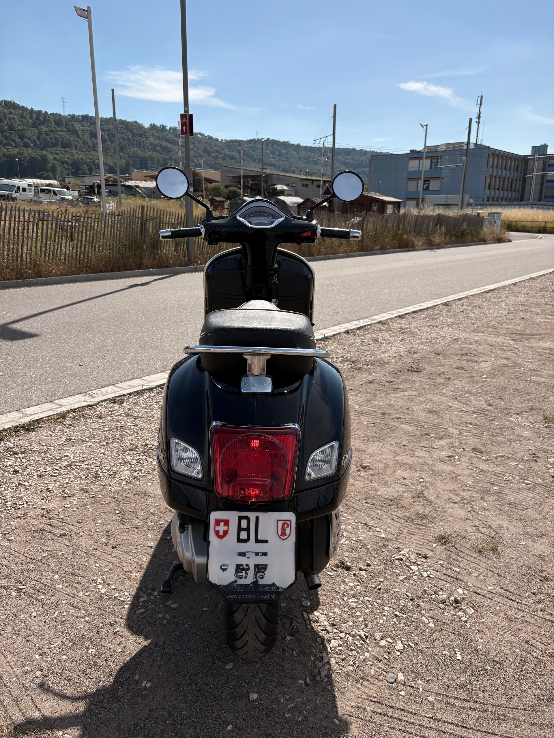 PIAGGIO Vespa GTS Super 125 i.e. ABS-image-3