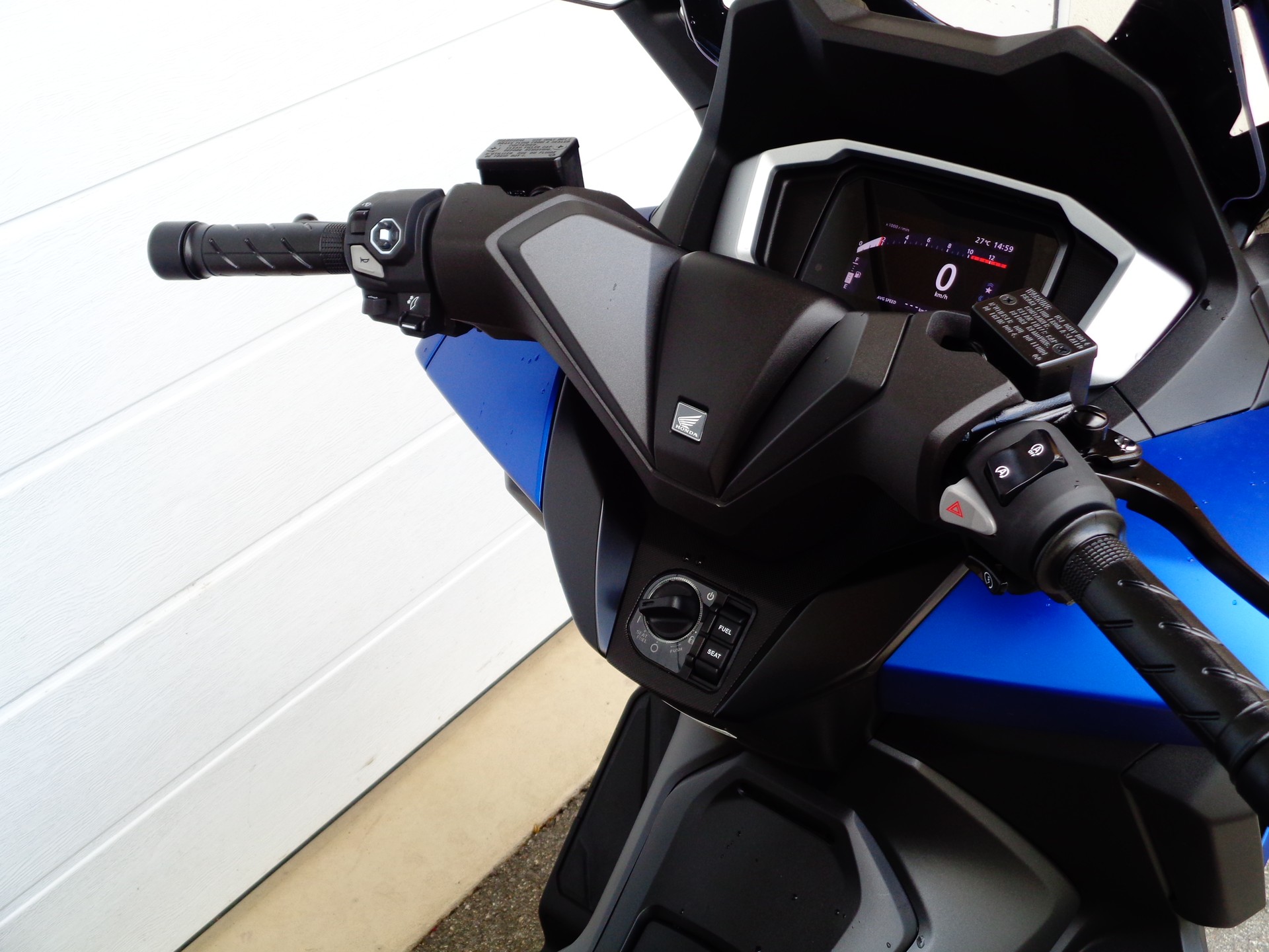 HONDA NSS 125 Forza Smart TopBox-image-3