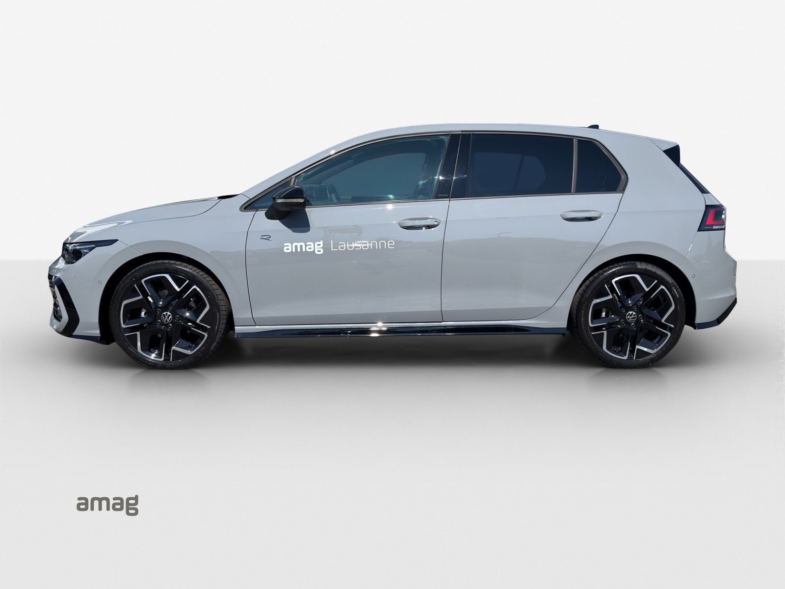 VW Golf 1.5 e TSI mHEV R-Line DSG-showroom-element-1