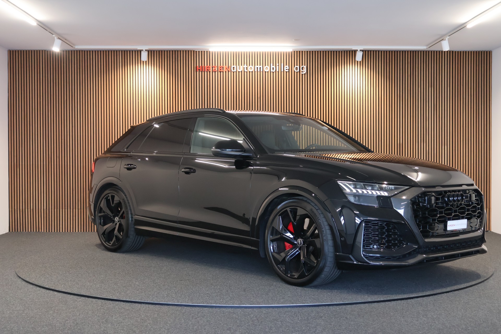 AUDI RSQ8 quattro tiptronic-image-6