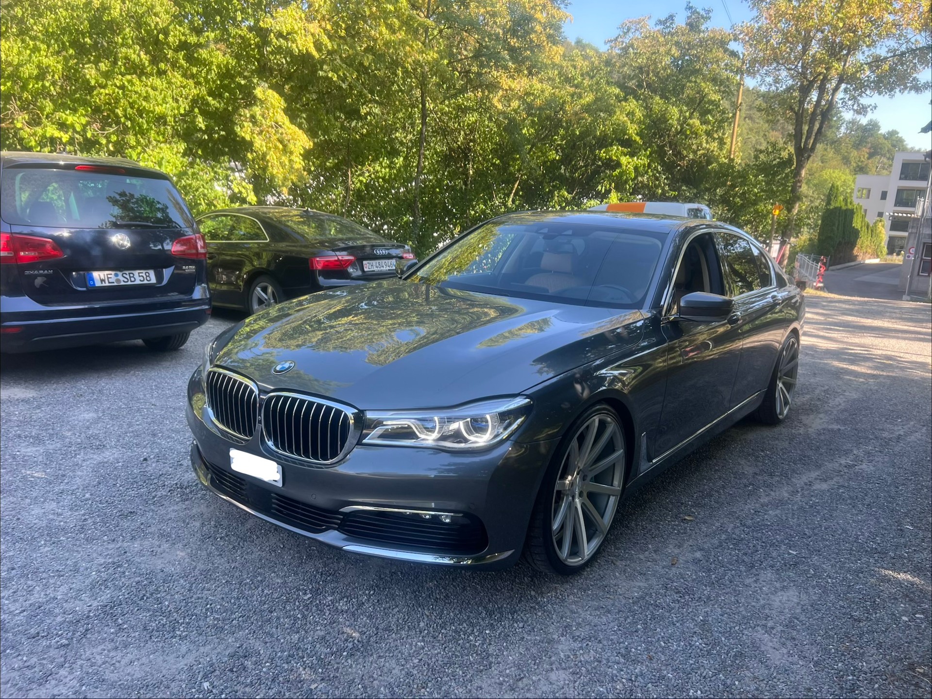 BMW 730d xDrive Steptronic-image-2