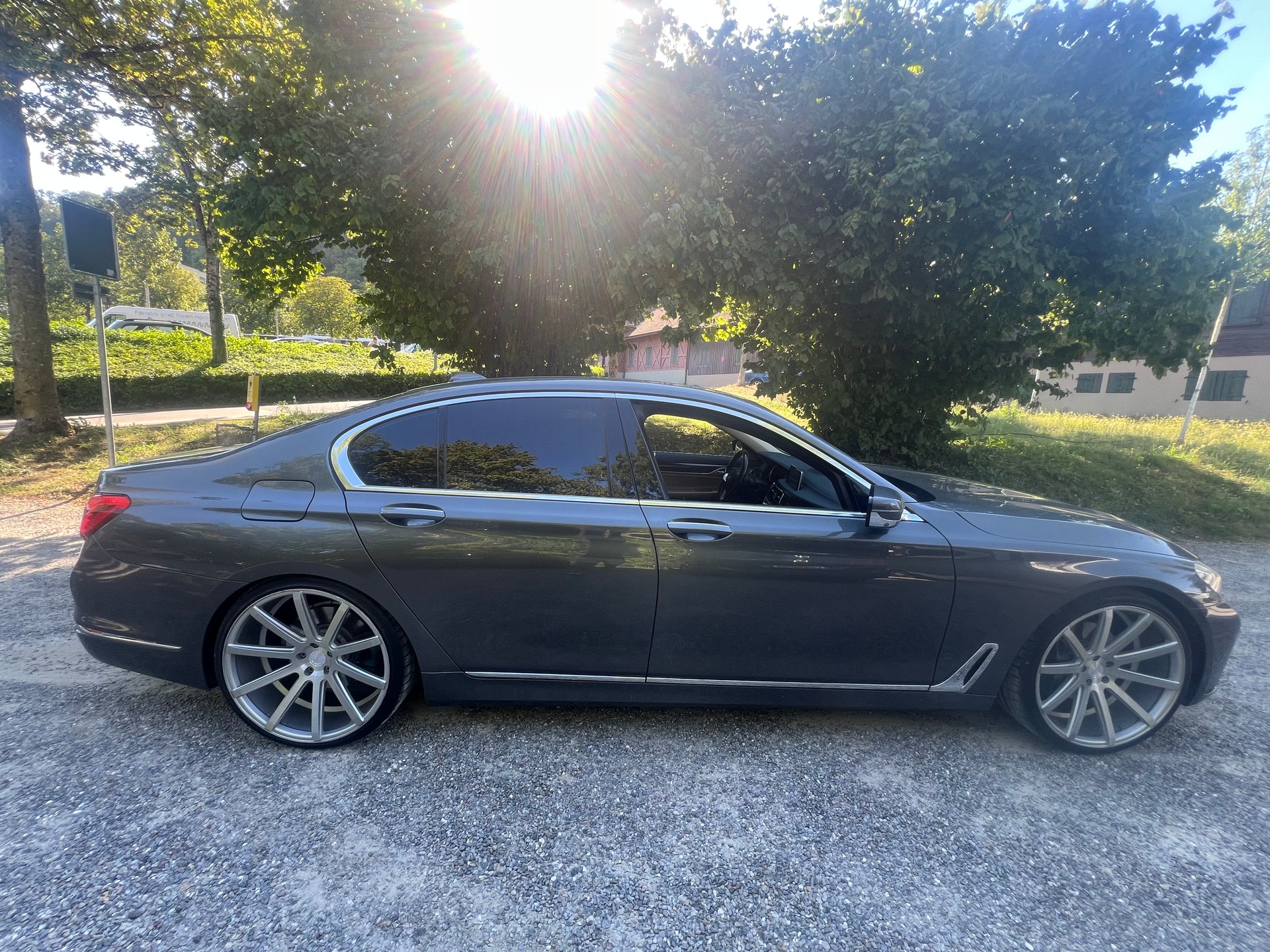 BMW 730d xDrive Steptronic-image-3