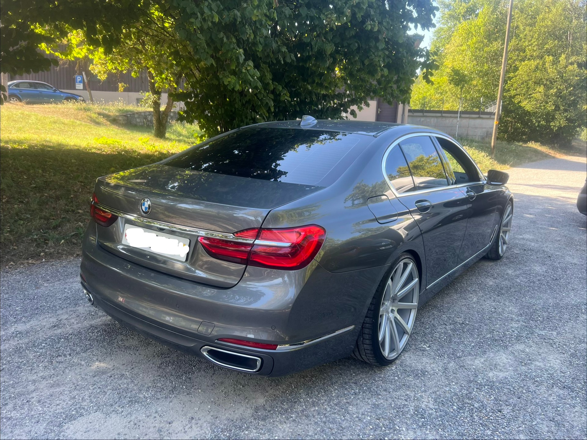 BMW 730d xDrive Steptronic-image-6