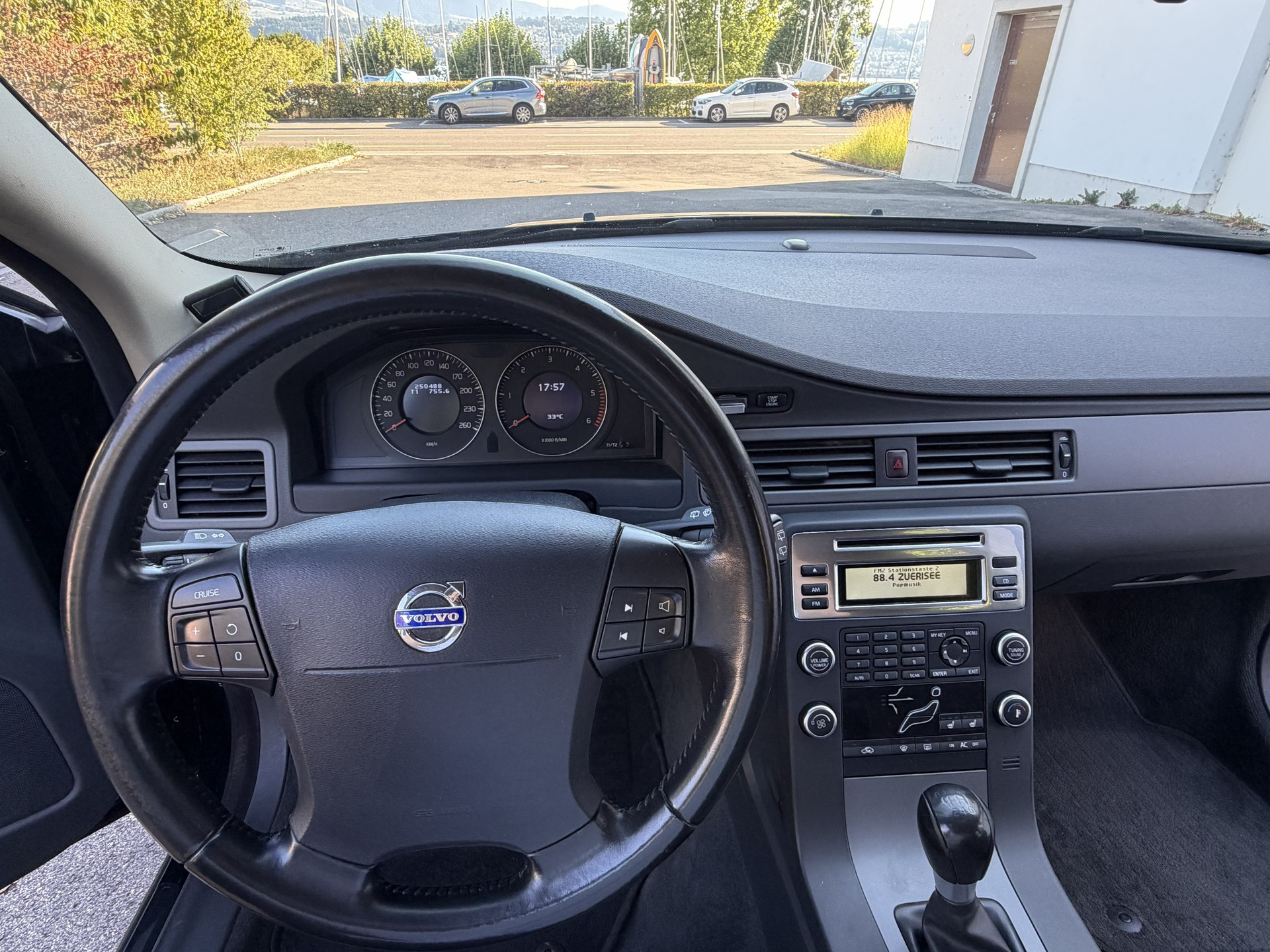 VOLVO 2.0D 136 PS-image-5
