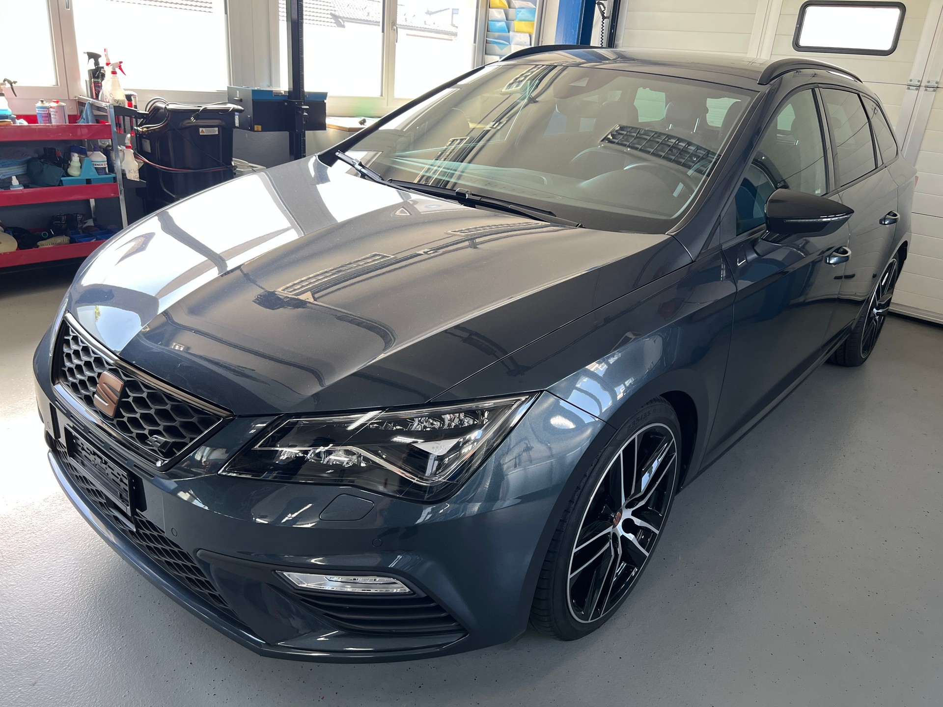 SEAT Leon 2.0 TSI Cupra 300 DSG 4Drive