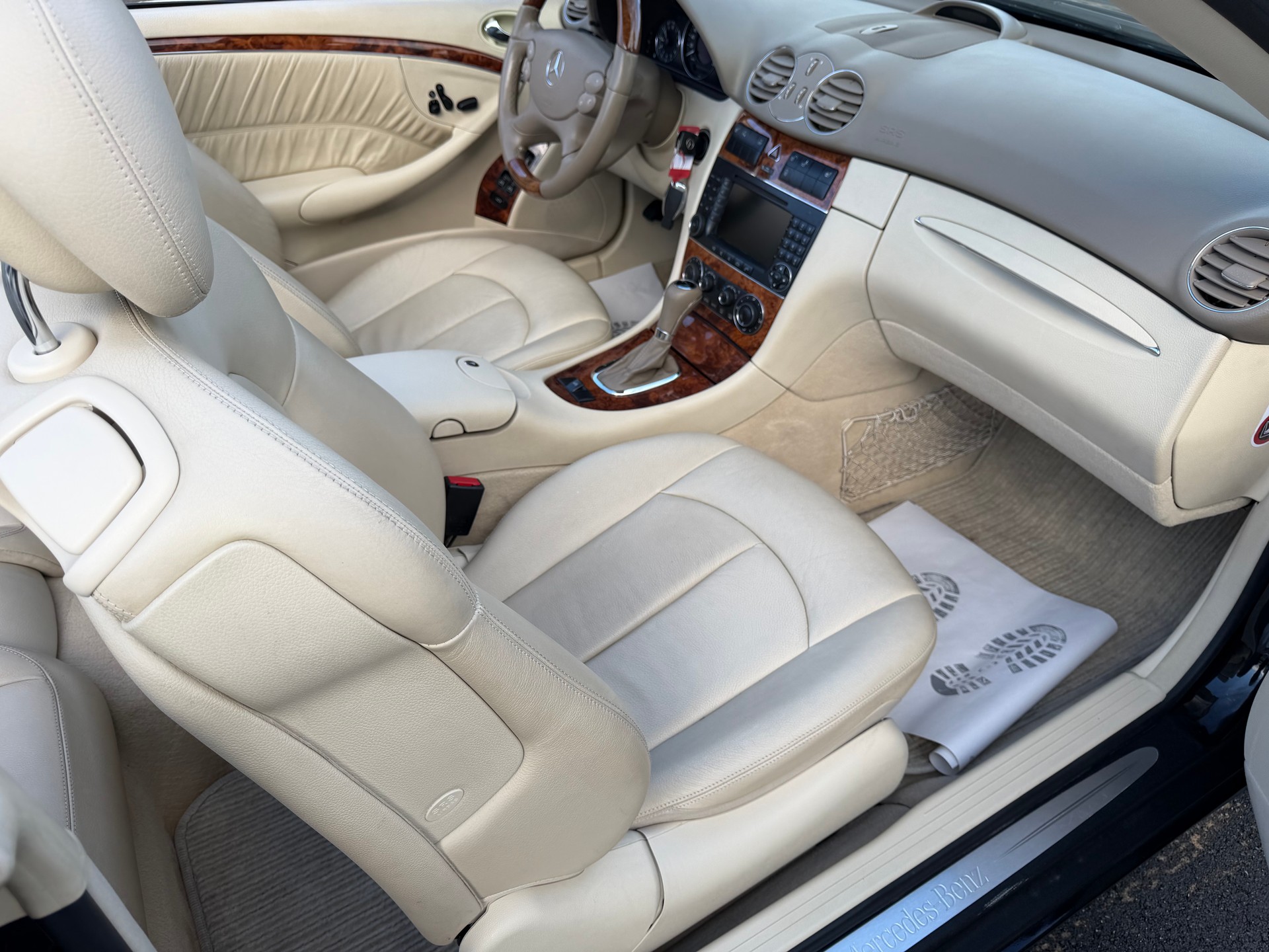 MERCEDES-BENZ CLK 350 Elégance 7G-Tronic-image-19