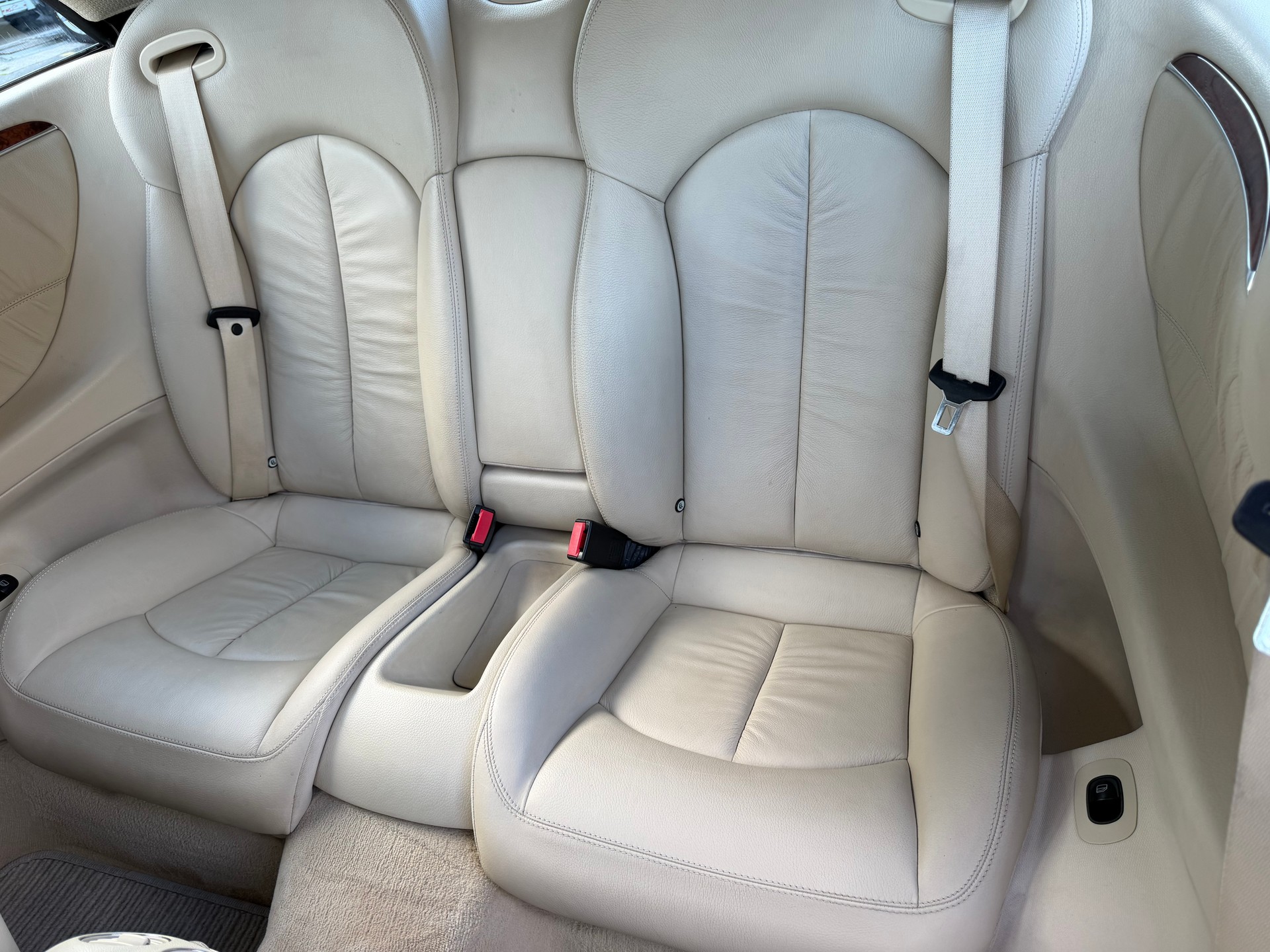 MERCEDES-BENZ CLK 350 Elégance 7G-Tronic-image-10