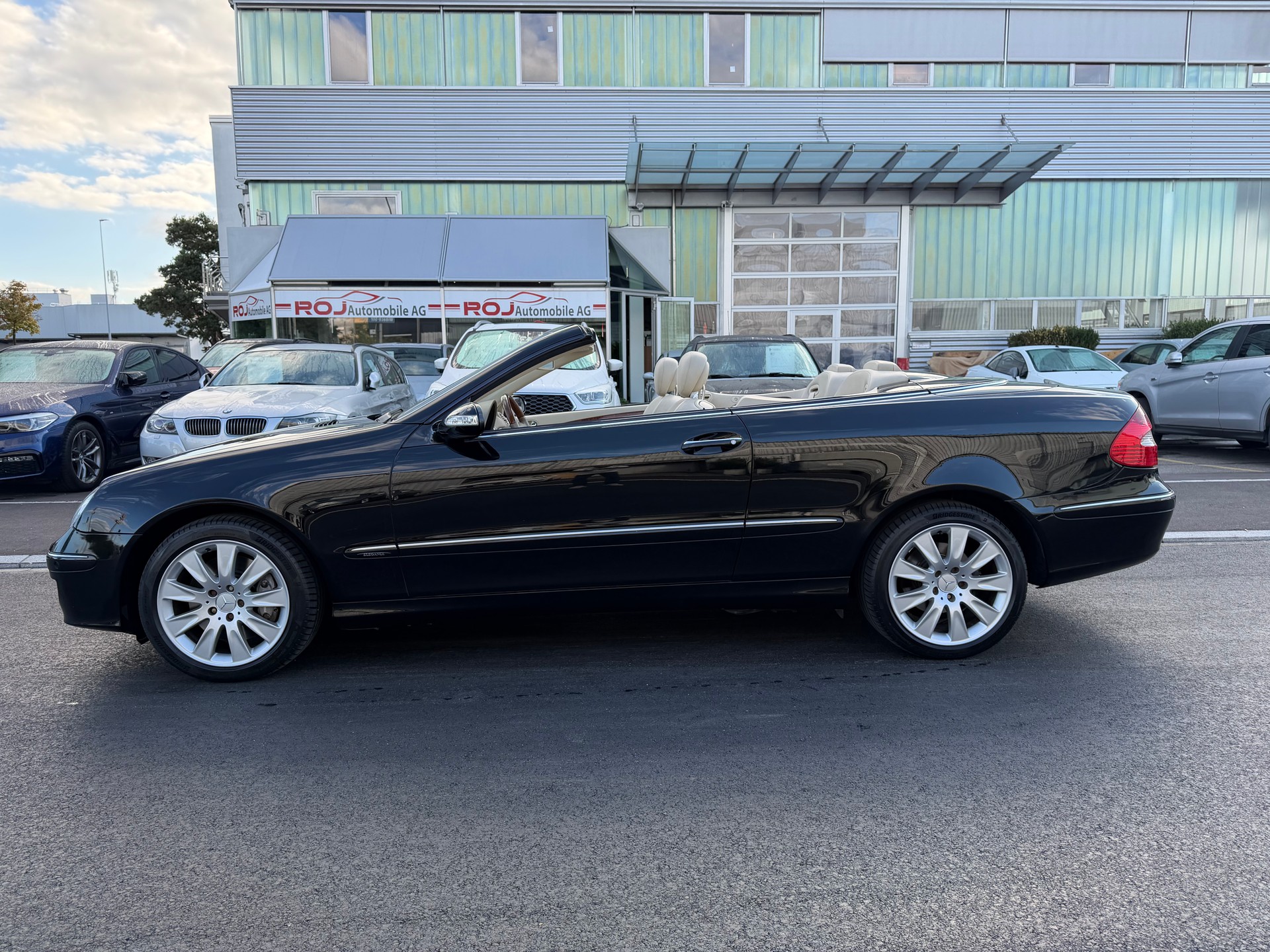 MERCEDES-BENZ CLK 350 Elégance 7G-Tronic-showroom-element-1