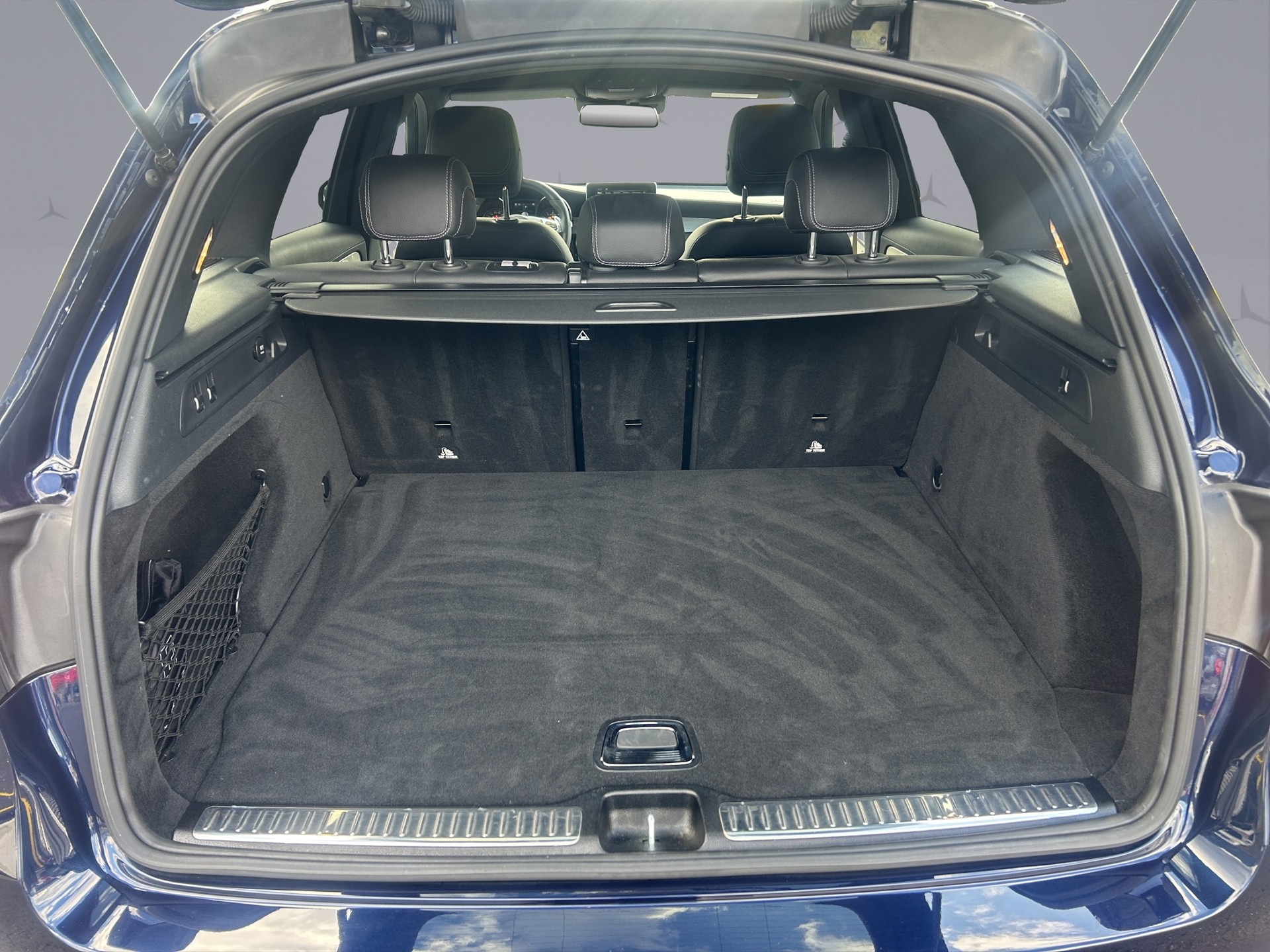 MERCEDES-BENZ GLC 63 S AMG 4m+-image-17