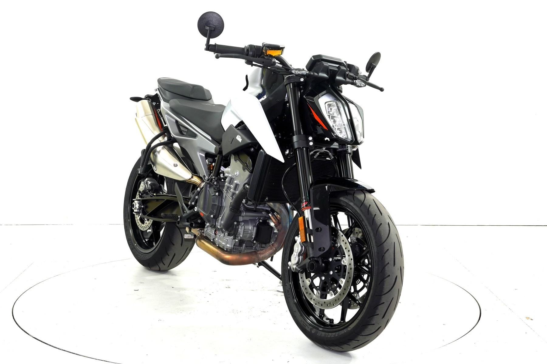 KTM 790 Duke L ABS-image-1