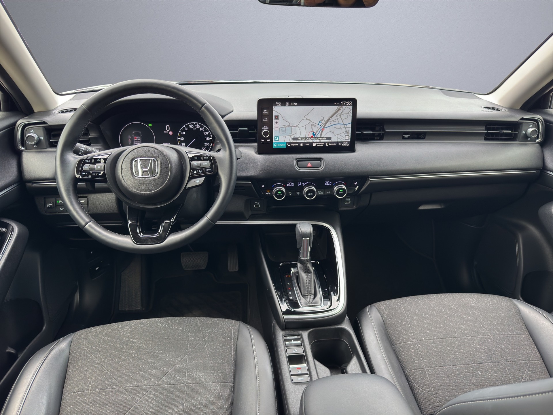 HONDA HR-V 1.5 i-MMD Advance-image-8