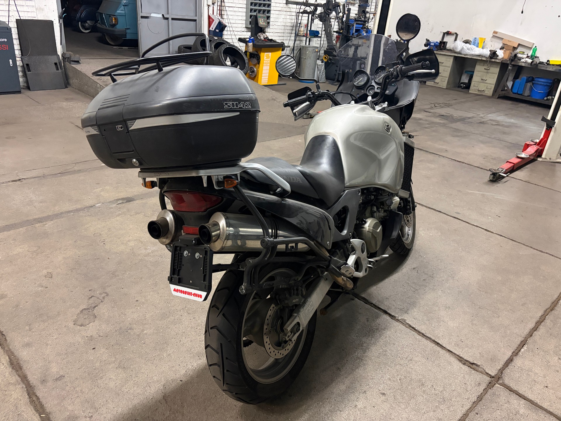 HONDA XL 1000 V Varadero-image-2