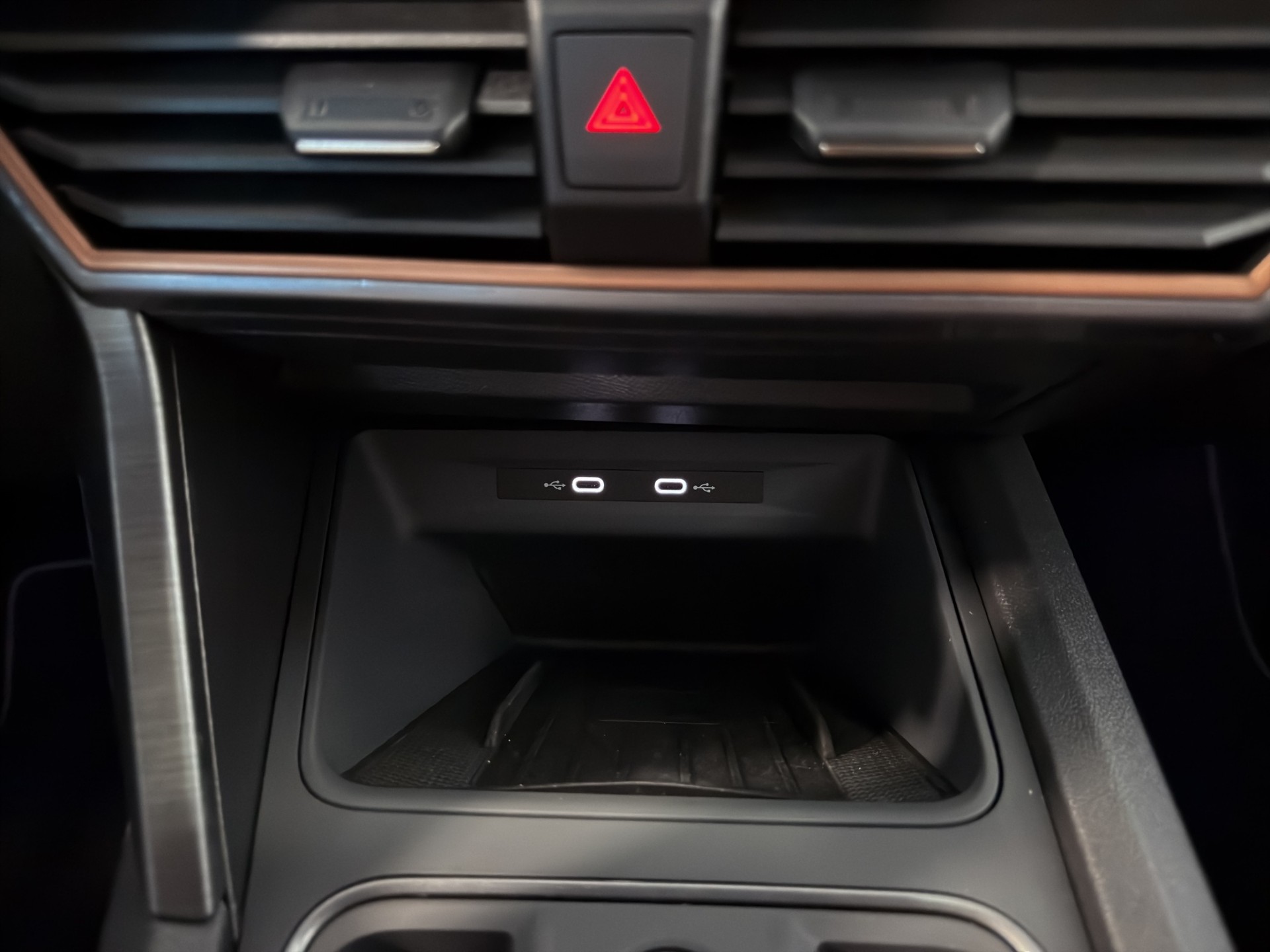 CUPRA Formentor 1.4 e-HYBRID pHEV VZ DSG-image-27