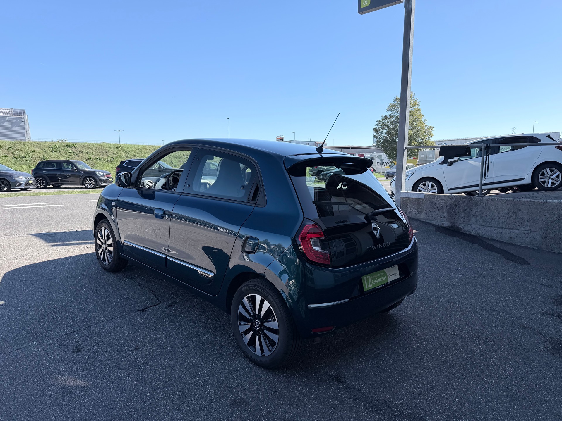 RENAULT Twingo SCe 65 Intens+++FRISCH AB MFK+++-showroom-element-1