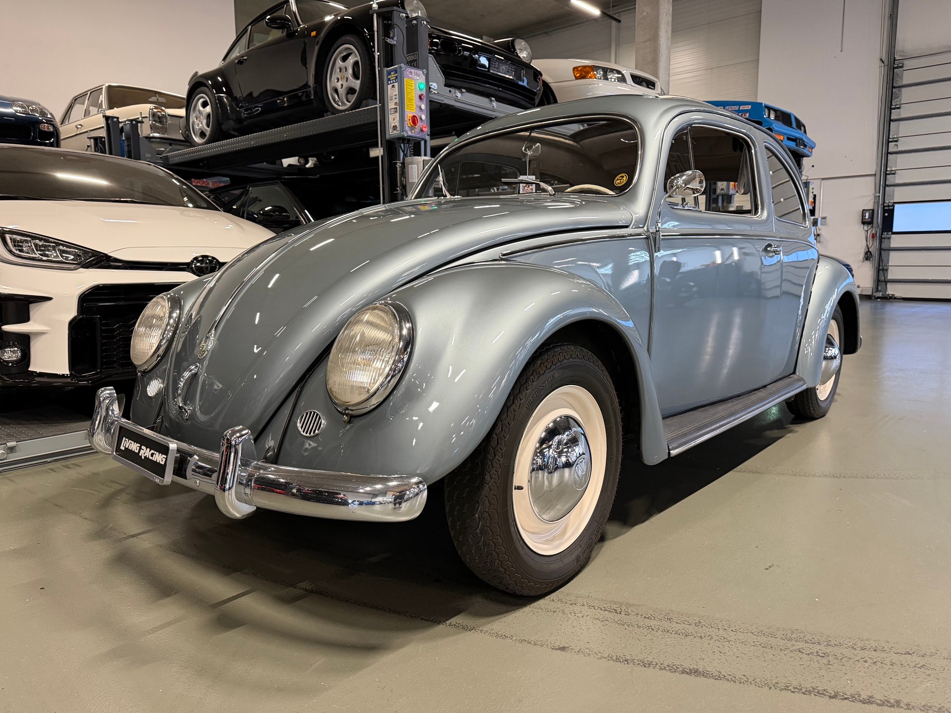 VW ovale de luxe découvrable *vétéran*-showroom-element-1