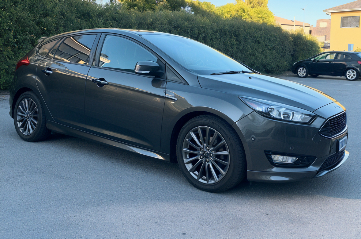 FORD 1.0i EcoB 125 ST-Line-image-2