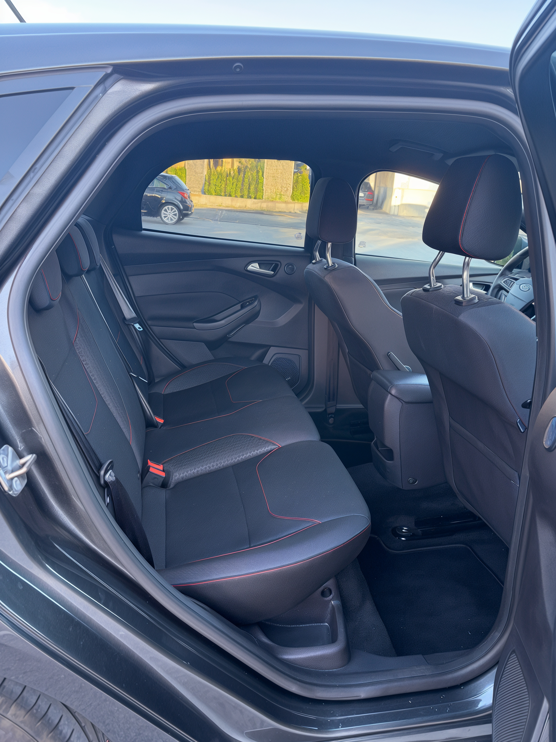 FORD 1.0i EcoB 125 ST-Line-image-5