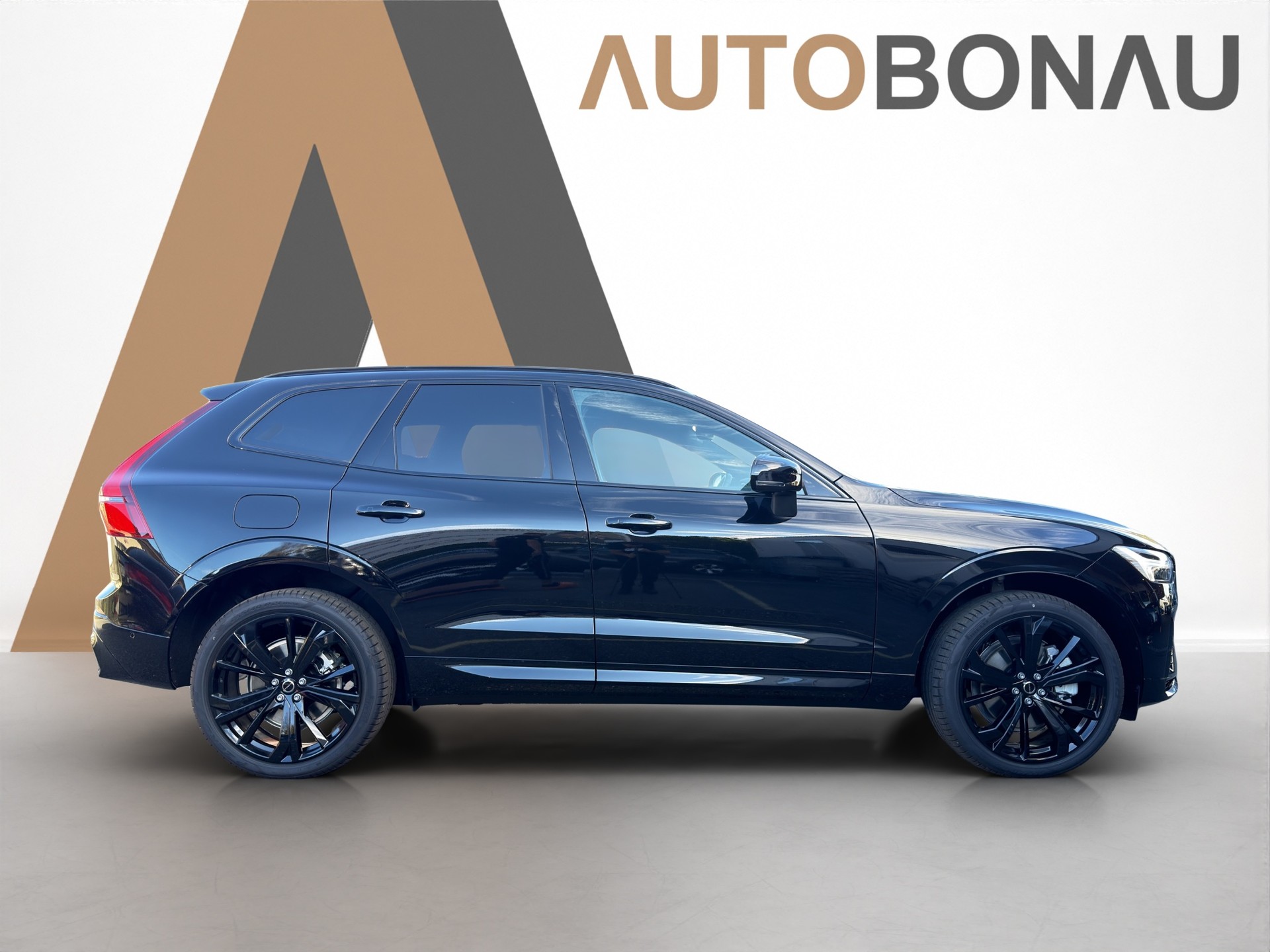 VOLVO XC60 2.0 T8 TE Black Edition eAWD-image-5