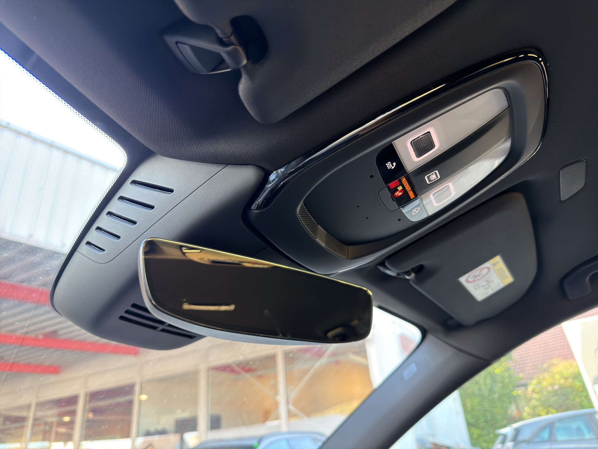 VOLVO XC60 2.0 T8 TE Black Edition eAWD-image-55