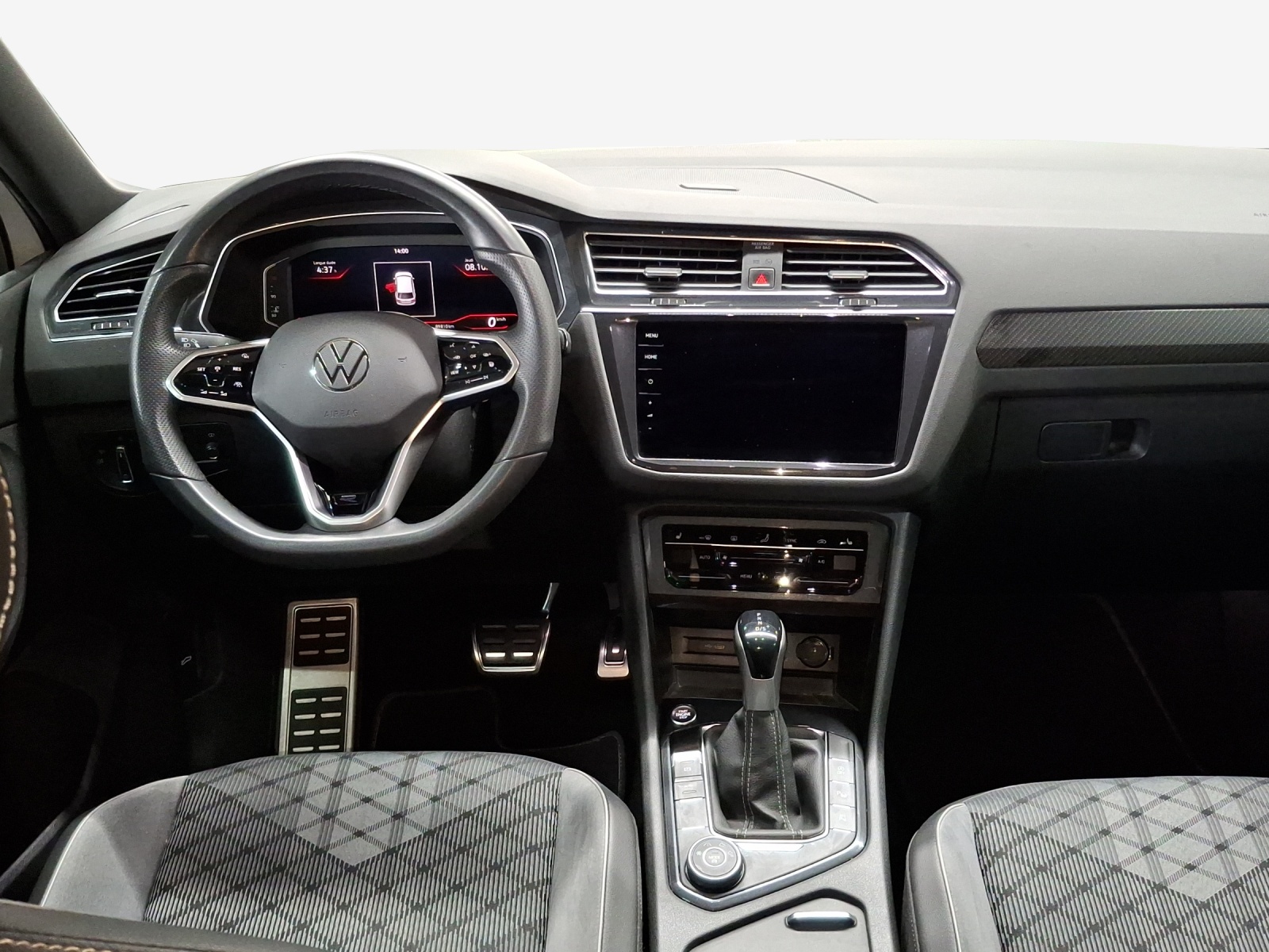 VW Tiguan 2.0TSI R-Line 4Motion DSG-image-10