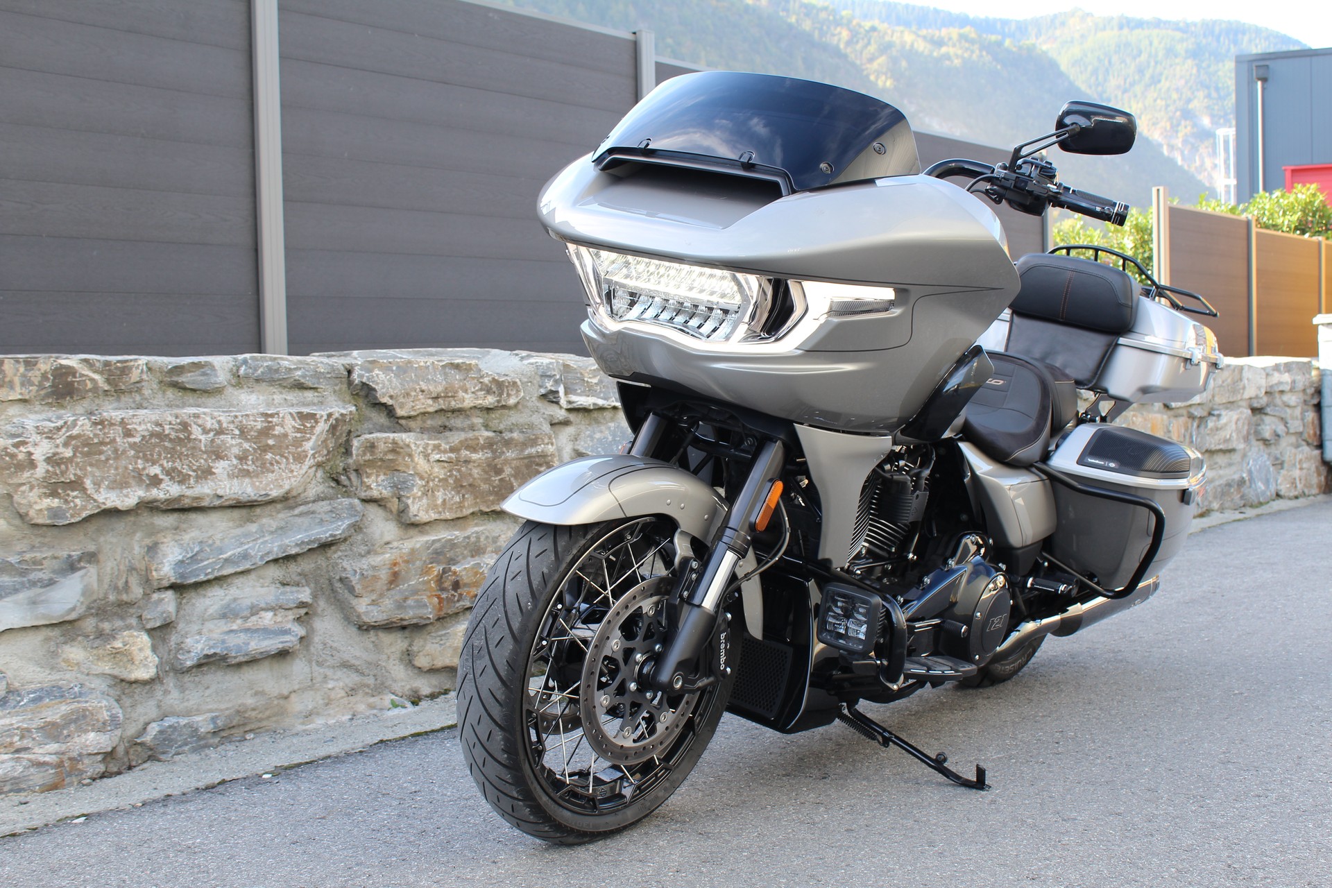 HARLEY-DAVIDSON FLTRXSE Road Glide 121 CVO-image-3