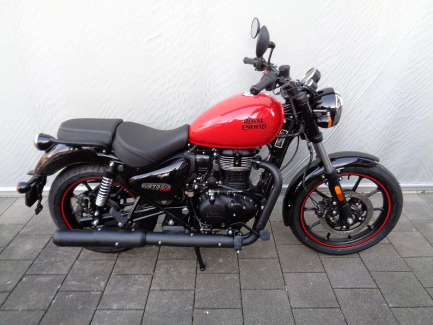 ROYAL ENFIELD METEOR FIREBALL 350 E5-image-0