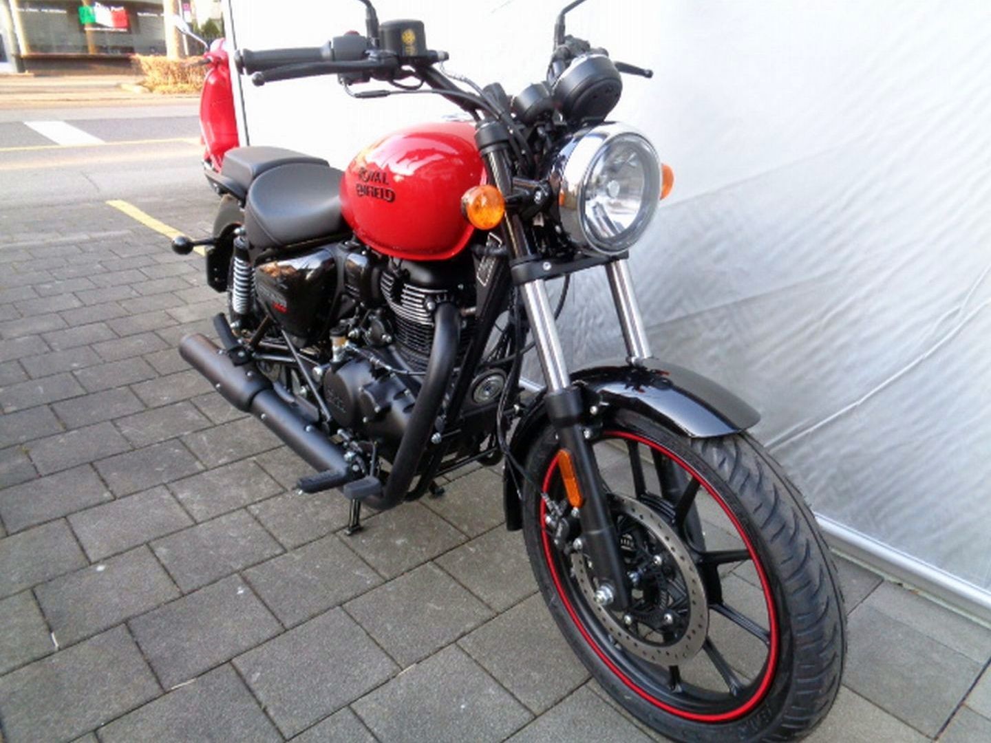 ROYAL ENFIELD METEOR FIREBALL 350 E5-image-4