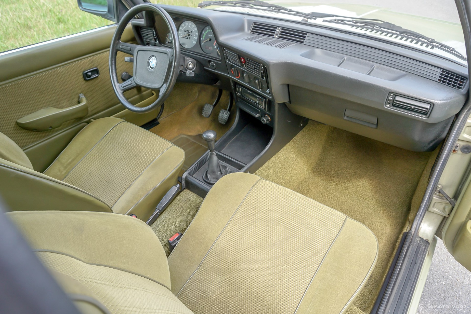 BMW 320 /6-image-10