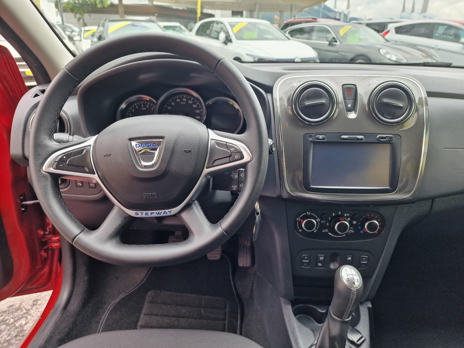 DACIA Sandero TURBO 90 Stepway Unlimited 2-image-19