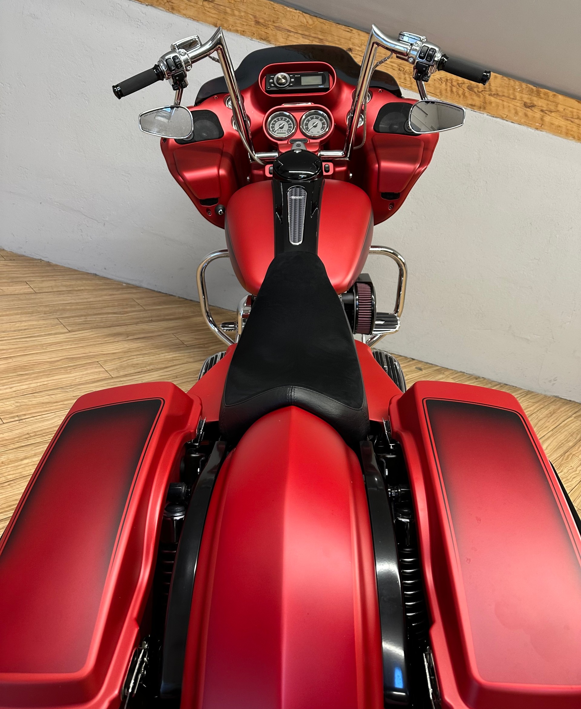 HARLEY-DAVIDSON FLTRUSE Road Glide Ultra ABS CVO-image-12
