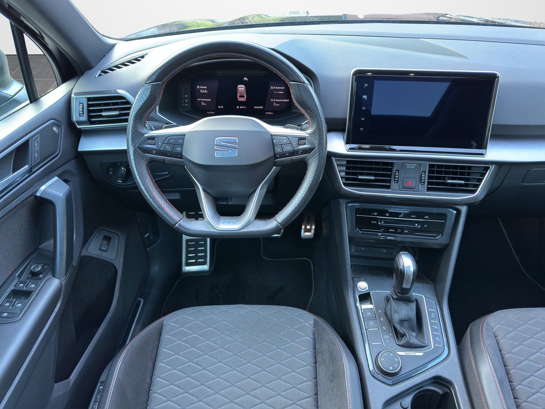 SEAT Tarraco 2.0TSI 4Drive Hola FR DSG-image-13
