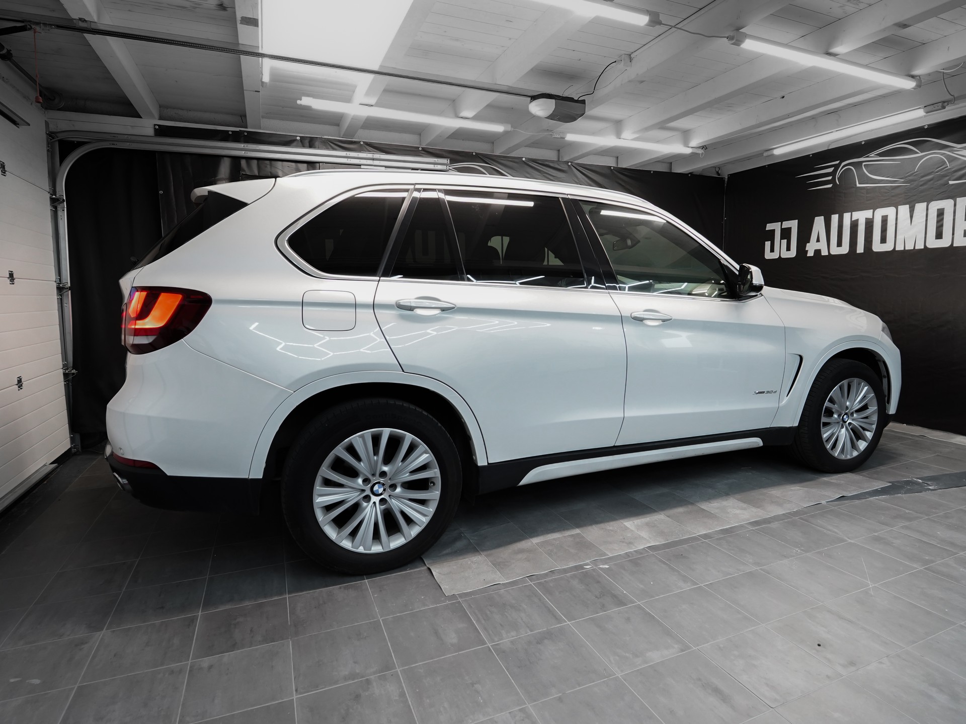 BMW X5 xDrive 30d Steptronic-image-4