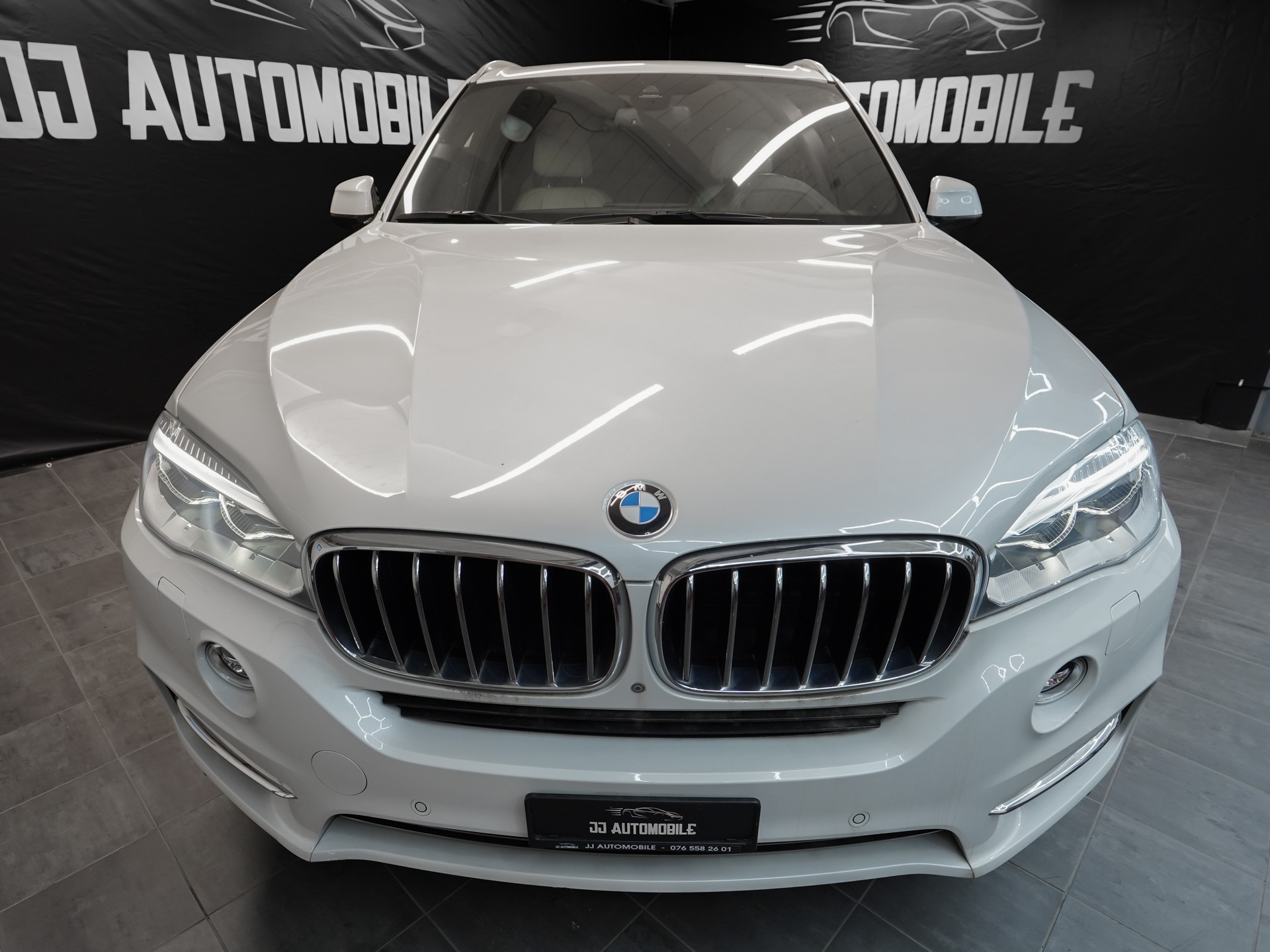 BMW X5 xDrive 30d Steptronic-showroom-element-1
