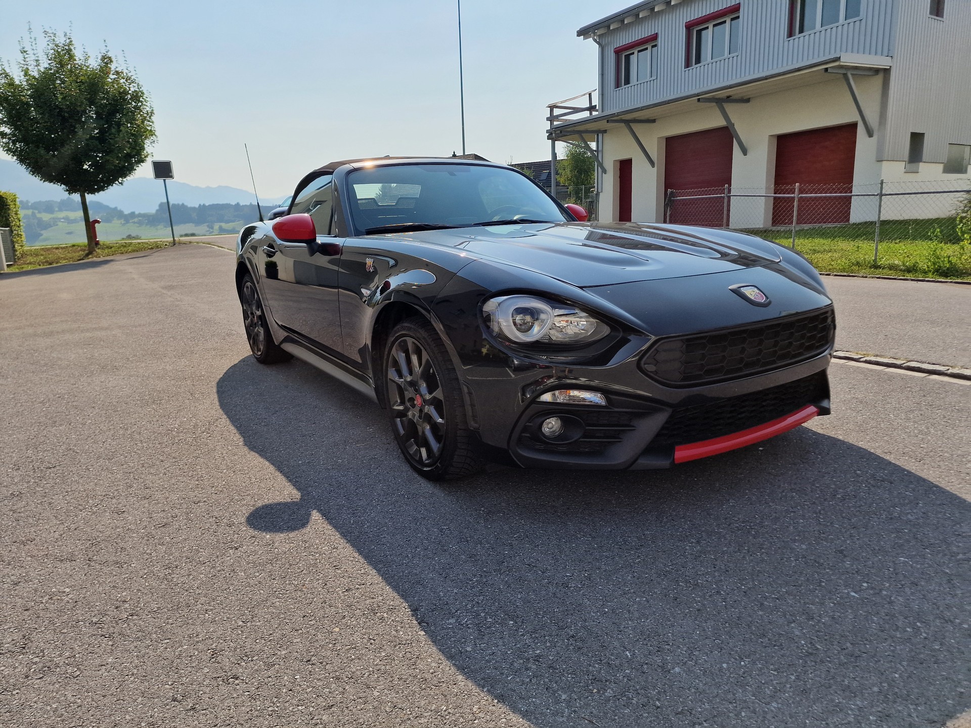 FIAT 124 Spider 1.4 TB Abarth-showroom-element-3