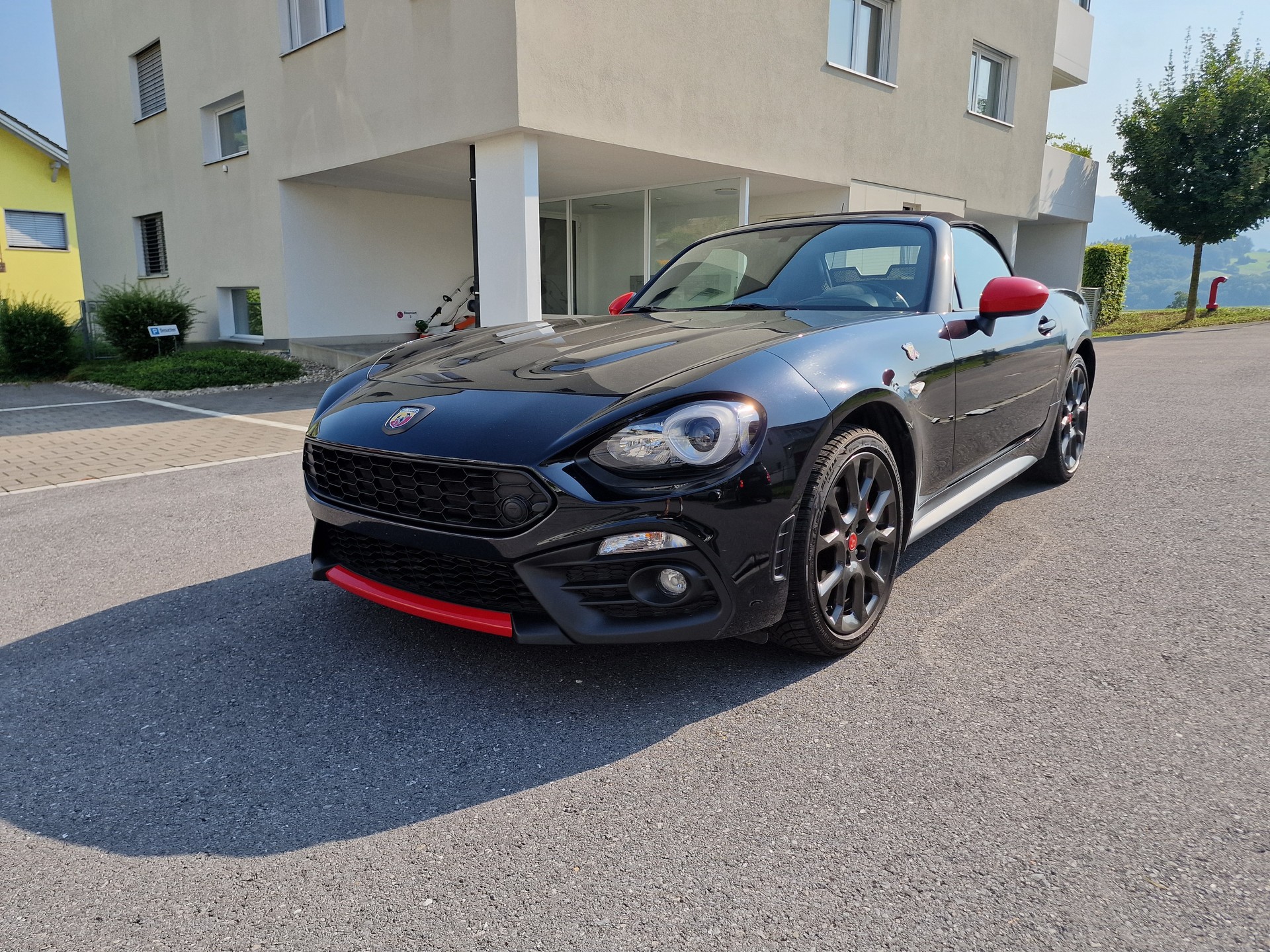FIAT 124 Spider 1.4 TB Abarth-showroom-element-1