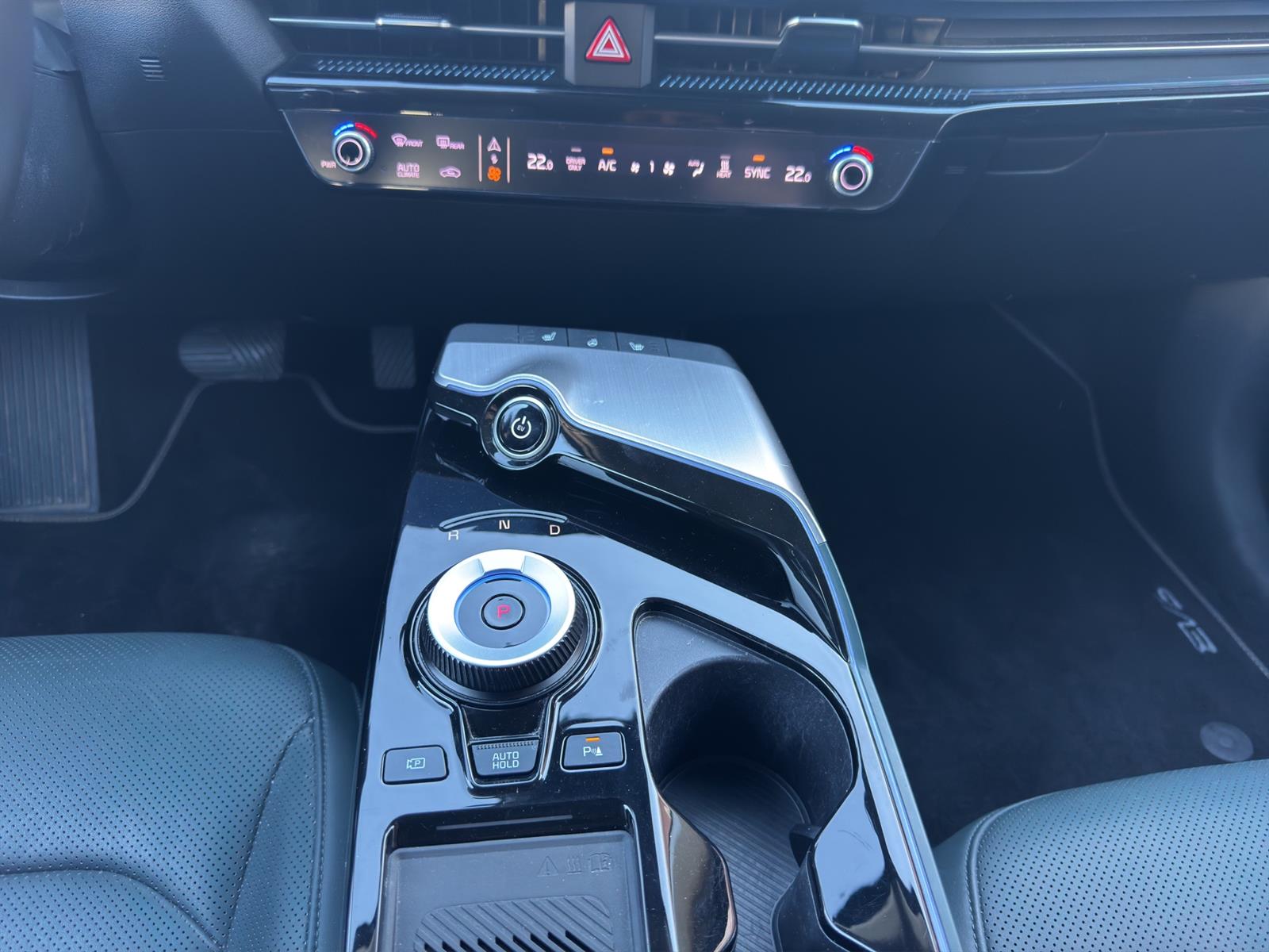 KIA EV6 77 kWh 4x4-image-11