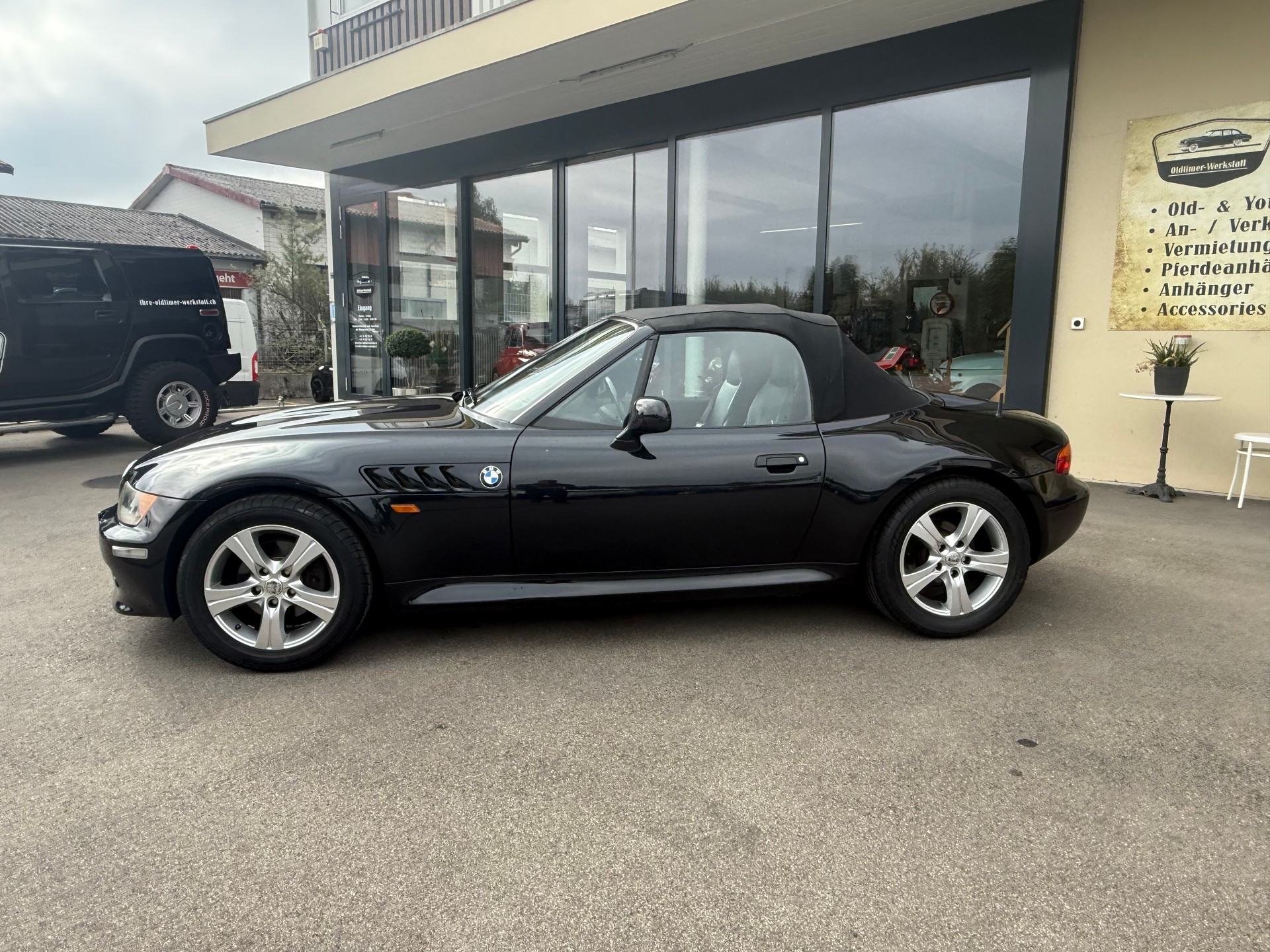 BMW Z3 2.8i Roadster-image-12