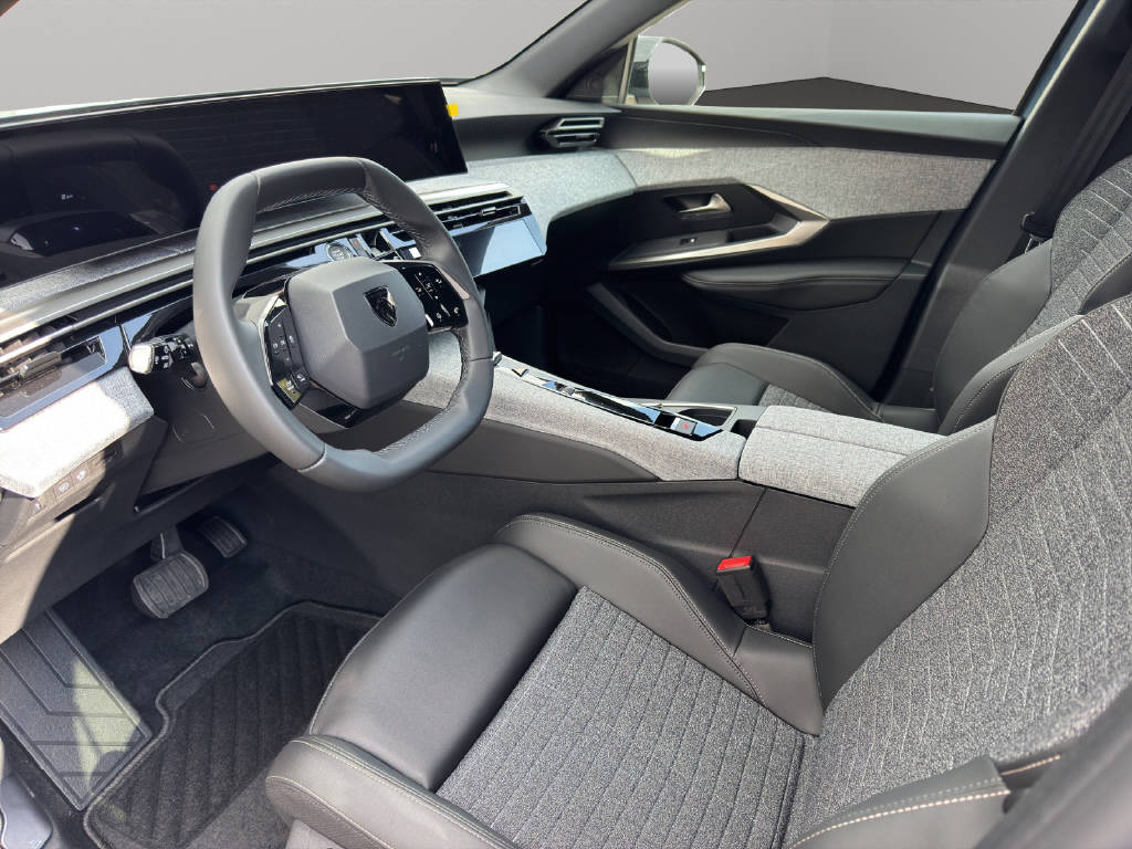 PEUGEOT 5008 1.2 Hybrid Allure Premium-image-7