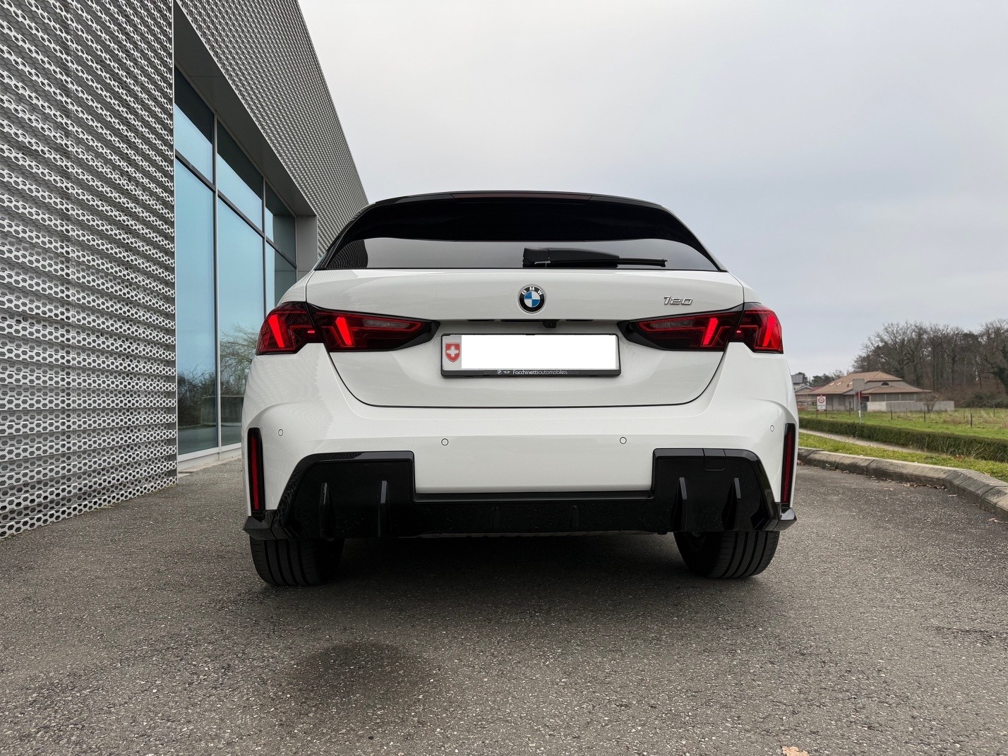 BMW 120 M Sport Steptronic-image-8