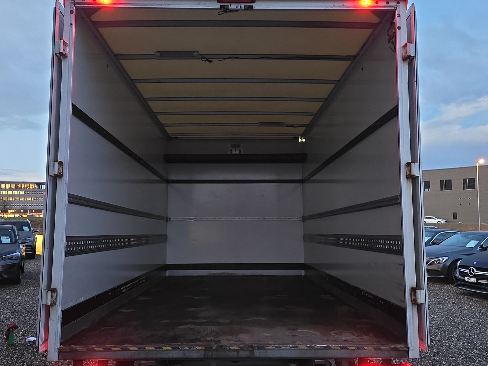 MERCEDES-BENZ Sprinter 316 CDI Lang-image-17